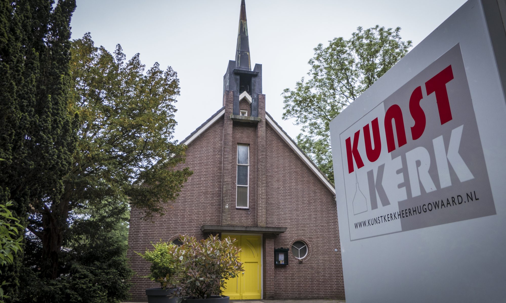 Platform Armoedebestrijding houdt grote inzameling houdbare voedingsmiddelen in Kunstkerk