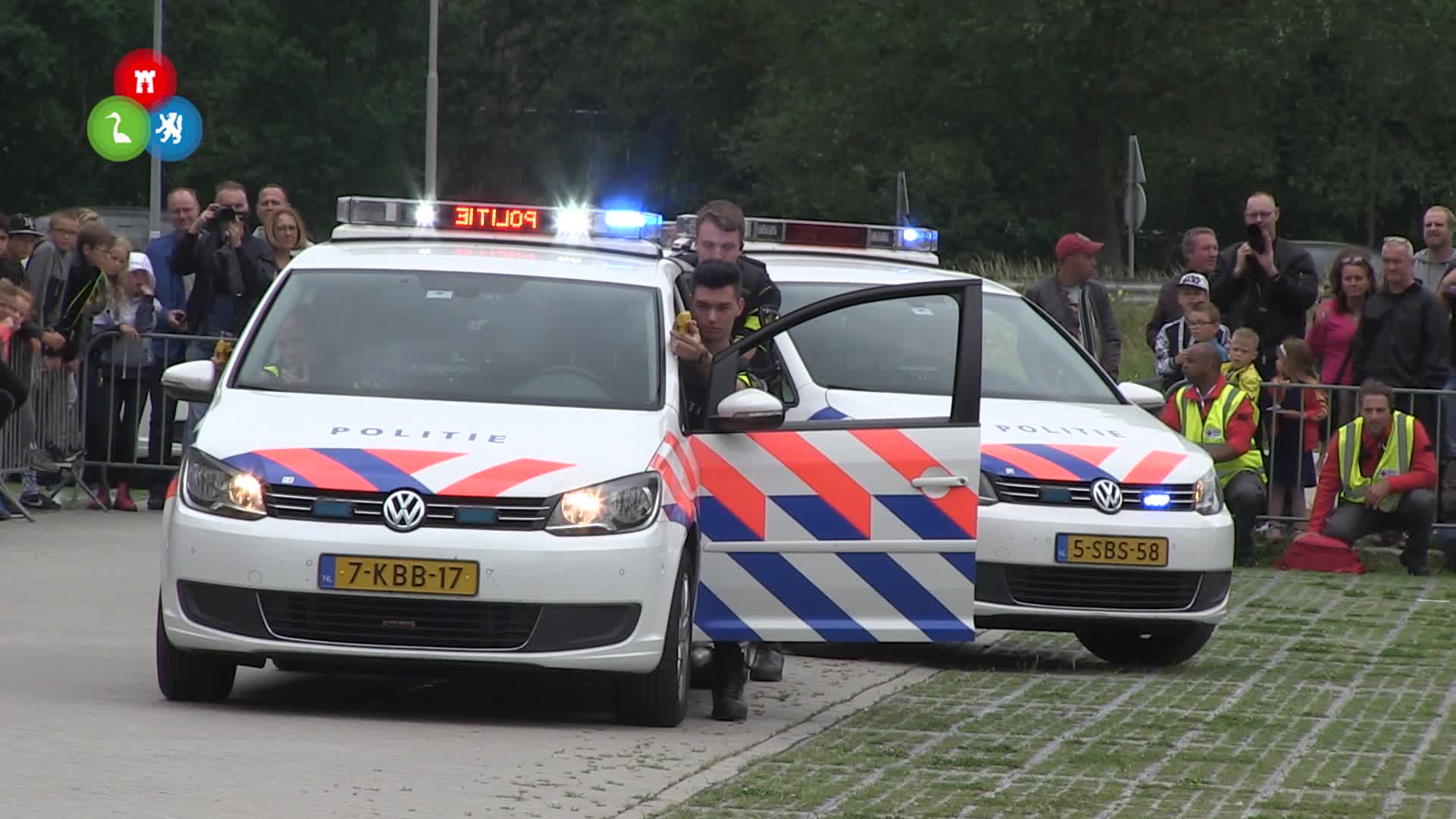 Publiek komt massaal op open dag hulpdiensten af (VIDEO)