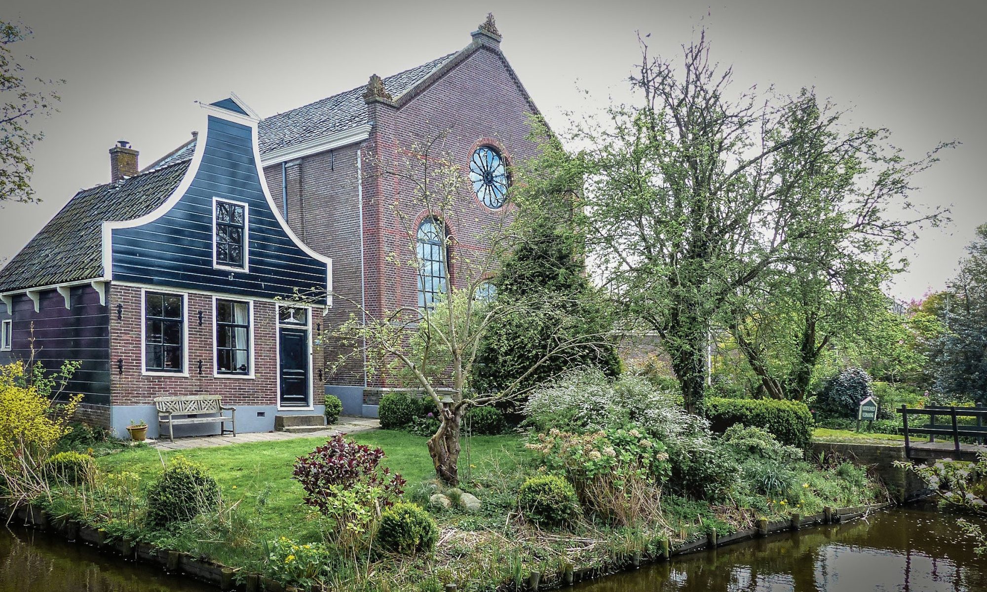 Klassiek kerstconcert in sfeervol versierde Noordeinder Vermaning