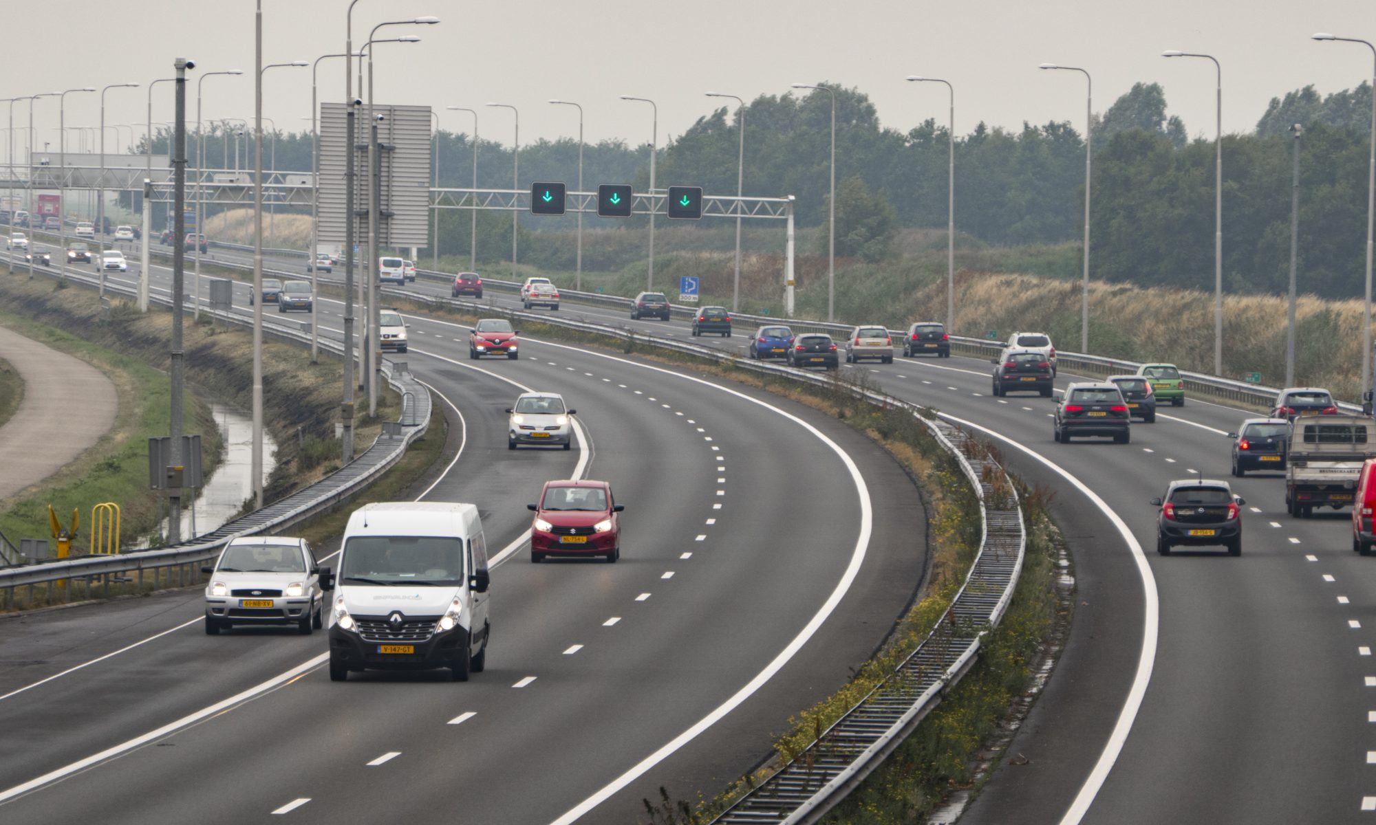 Het is zo ver: overdag maximaal 100 km/uur op de A9 en andere snelwegen