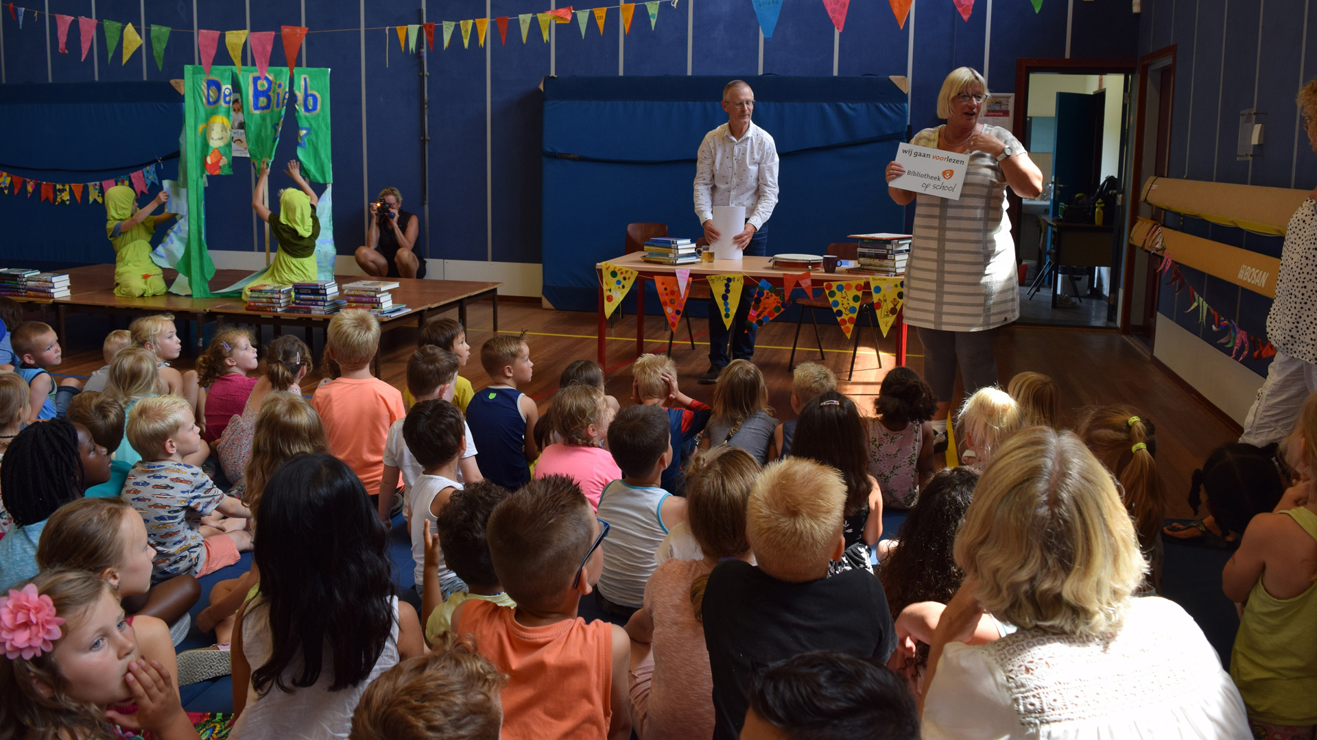 Feestelijke opening 'Bibliotheek op School' in De Vlieger