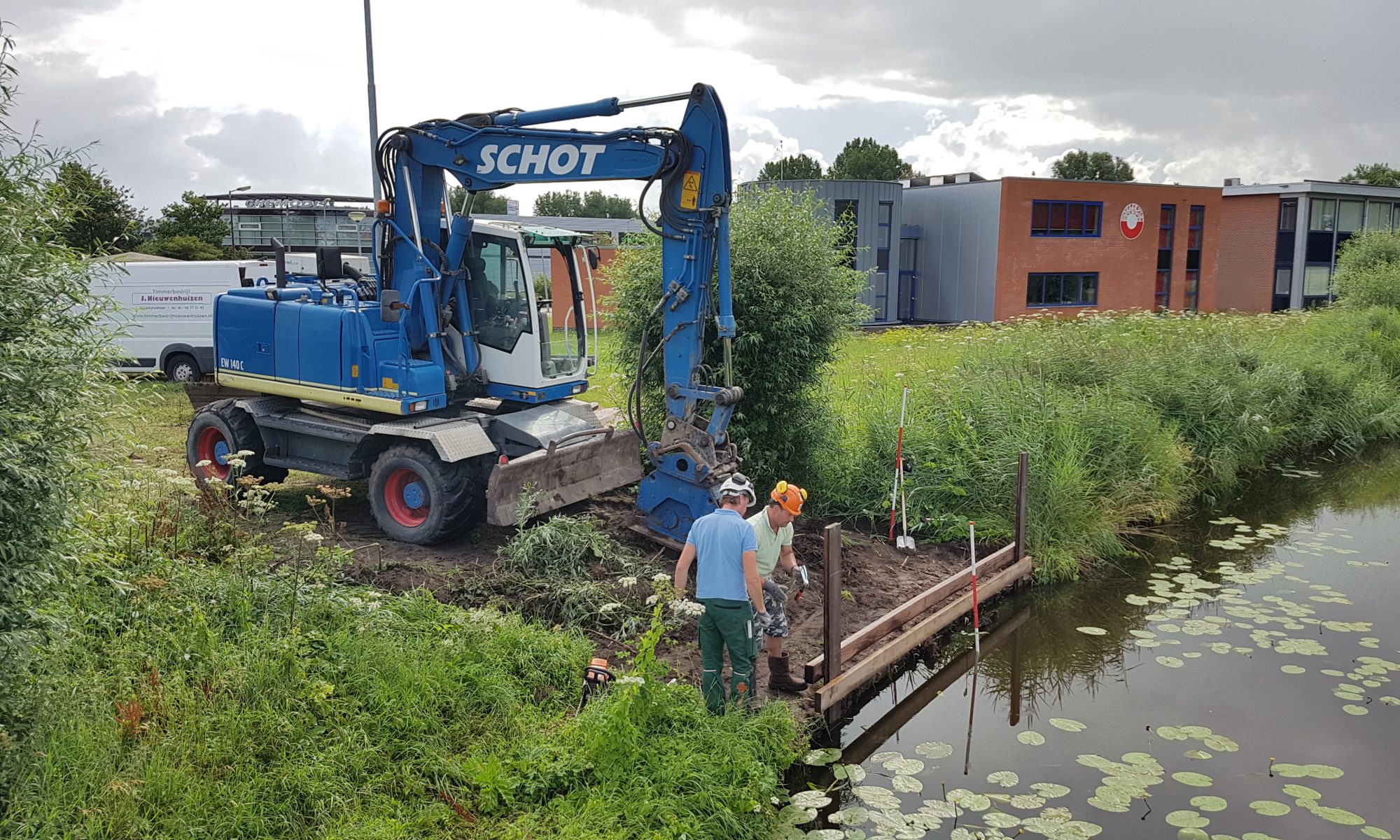 Aanleg tijdelijke botenhelling van start