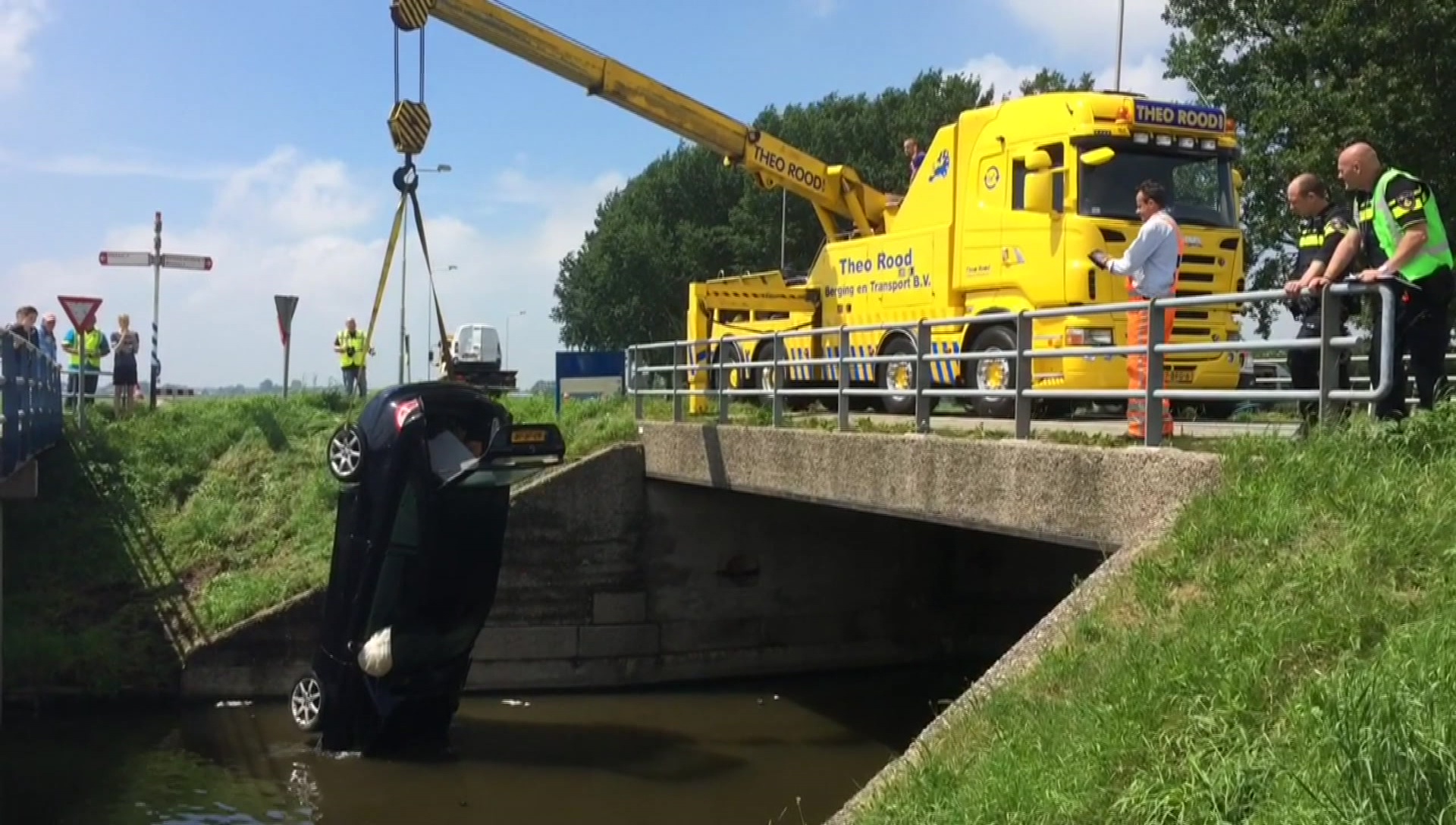 Slachtoffer ontmoet redder na bizar ongeluk: ''Ik ben heel dankbaar'' (VIDEO)