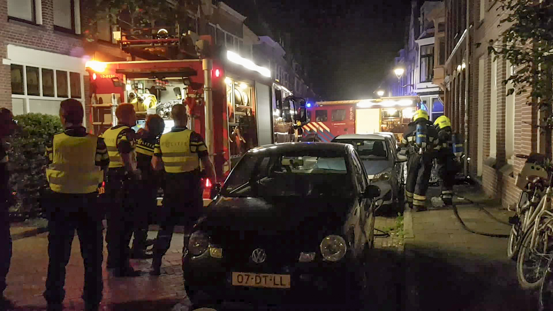 Keukenbrand leidt tot onbewoonbaar verklaren twee appartementen Spoortraat