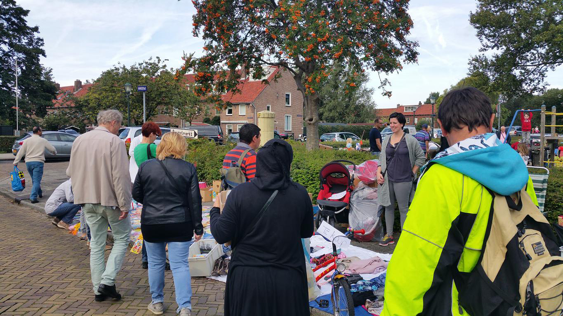 Oergezellige Rommelmarkt in de Bergerhof