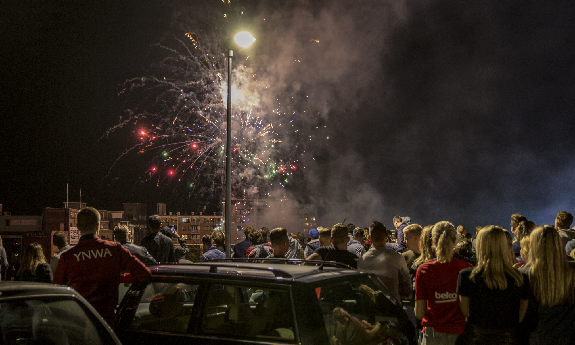 Vuurwerk en lasers tijdens kermisafsluiting 2019