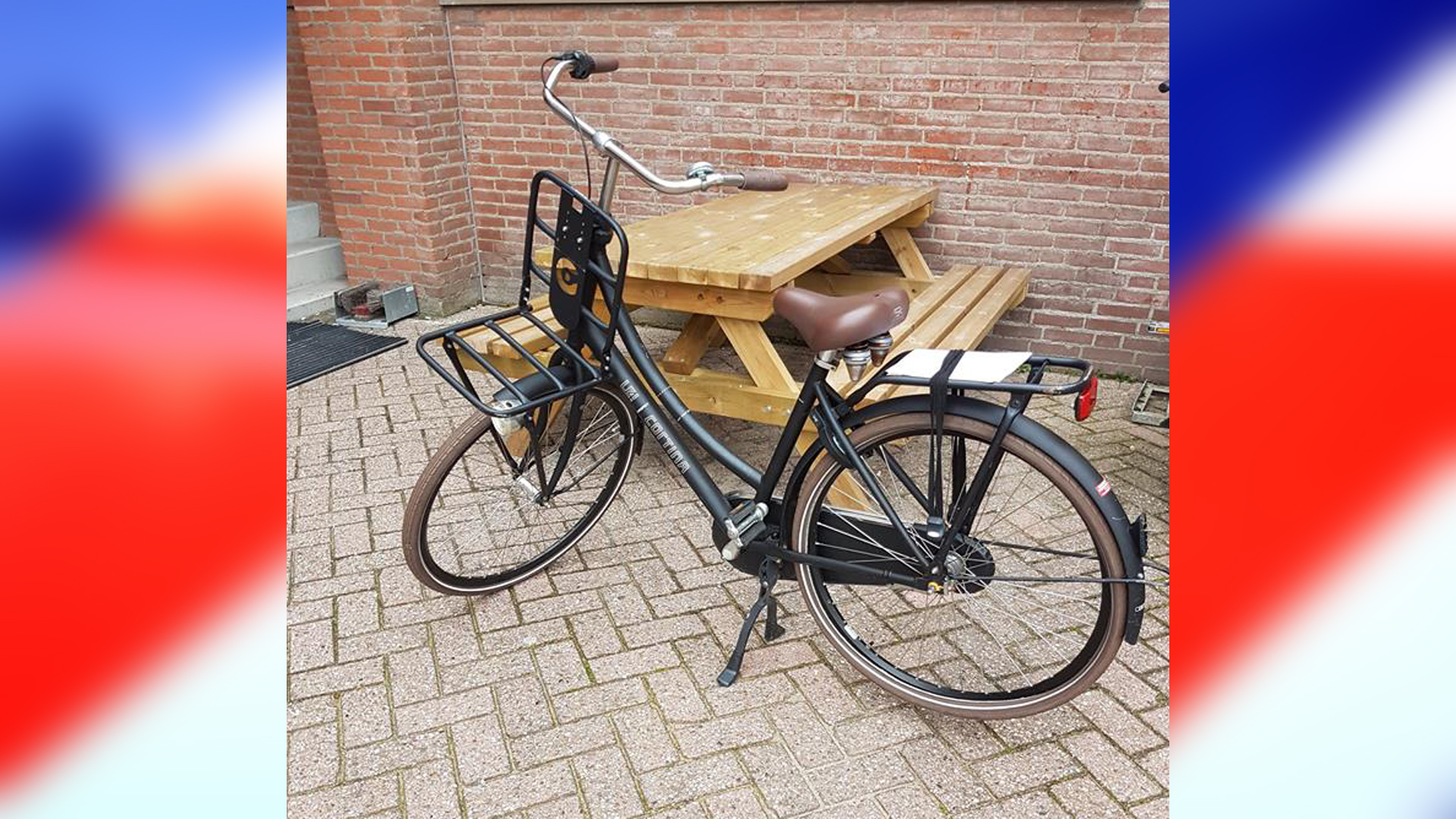 Mogelijk bij station gestolen fiets naar politiebureau gebracht