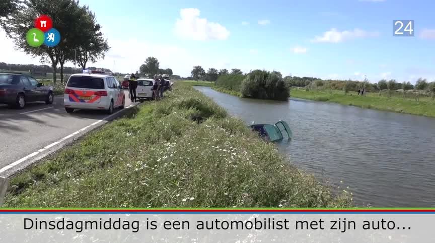 Nauertogt auto in de sloot