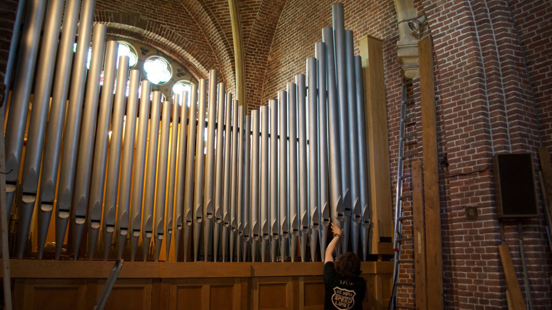 Restaurateurs spelen op Pels-orgel van Sint-Laurentiuskerk