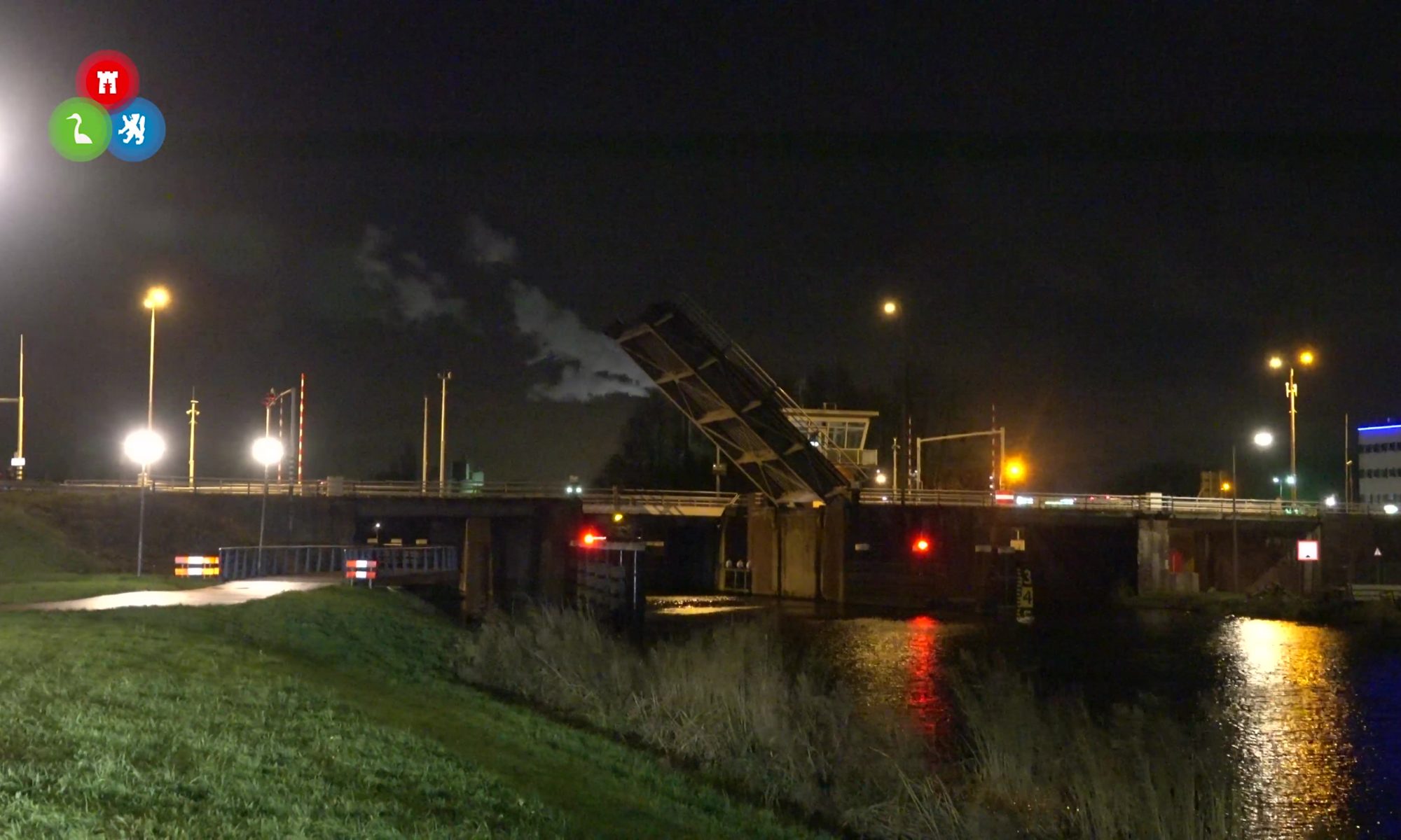 Leeghwaterbrug opnieuw in storing... (VIDEO)