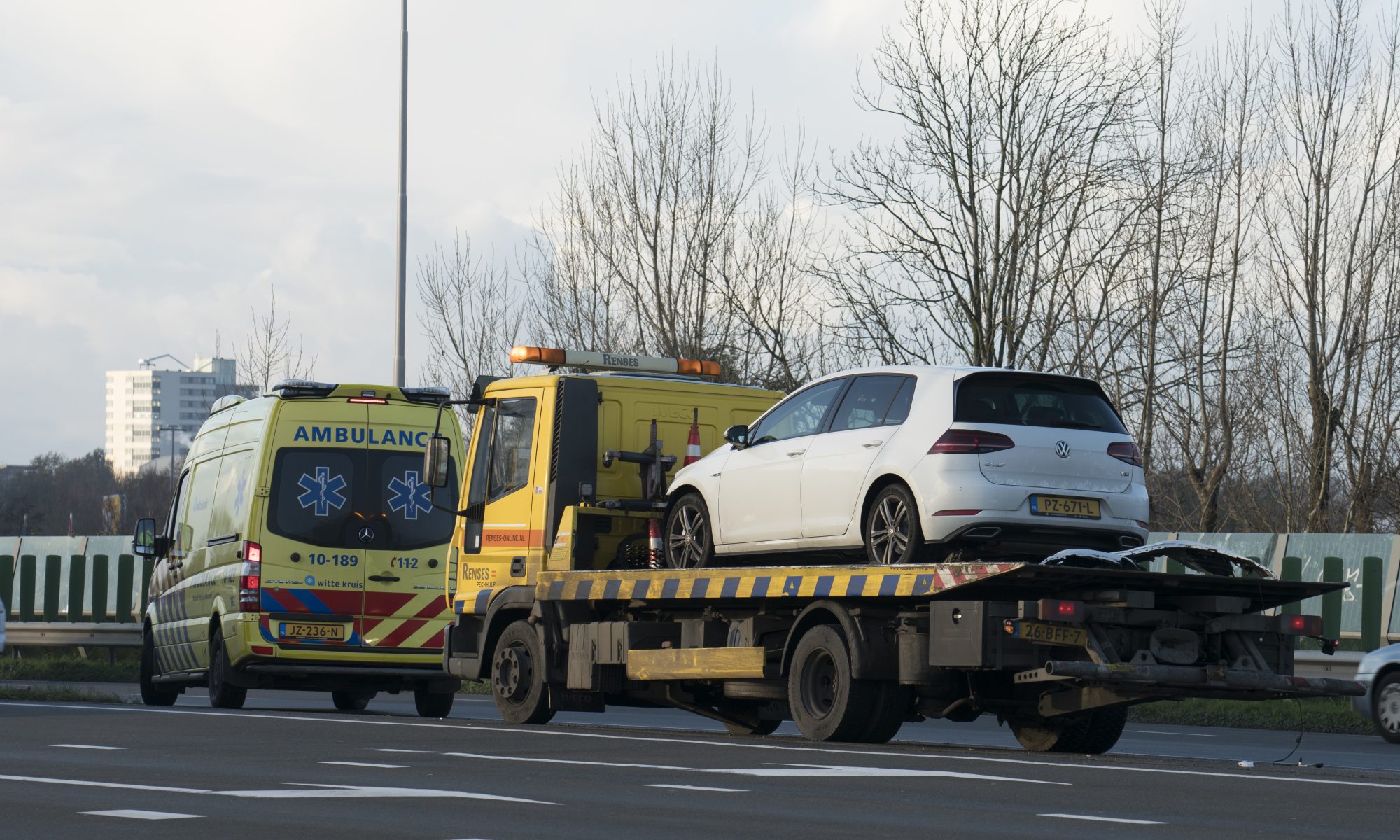 Kop-staartbotsing op Nollenweg (N508) richting Alkmaar 2