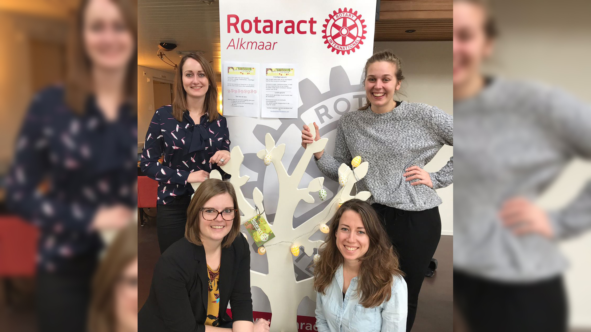 Rotaract Club Alkmaar plaatst Wensboom in Respijthuis