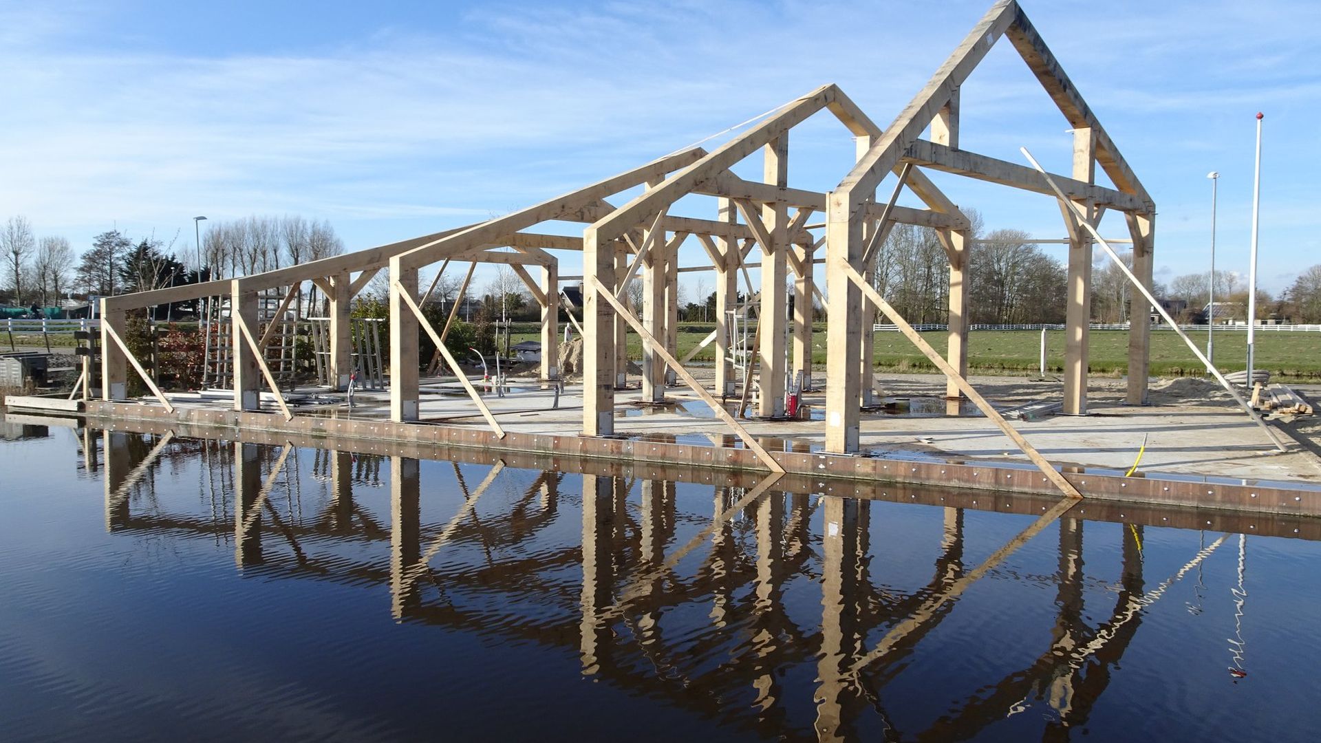 Bouw De Vijzel bij Twuyvermolen bereikt hoogste punt