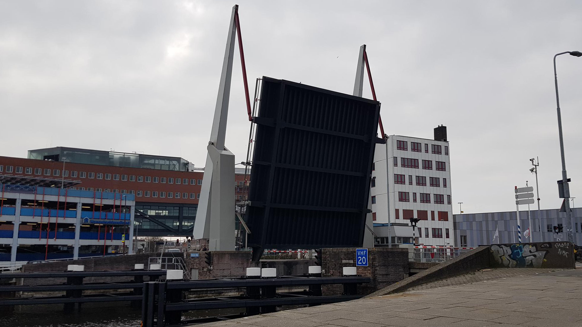 Nieuwe app slaat brug tussen scheepvaart- en autoverkeer