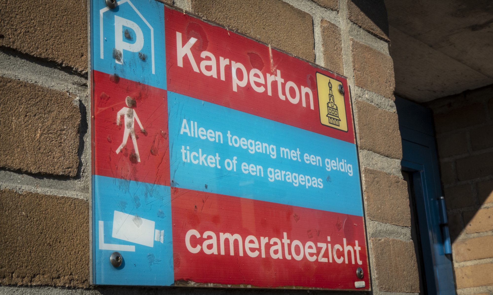 Gemeente pakt overlast parkeergarages hard aan