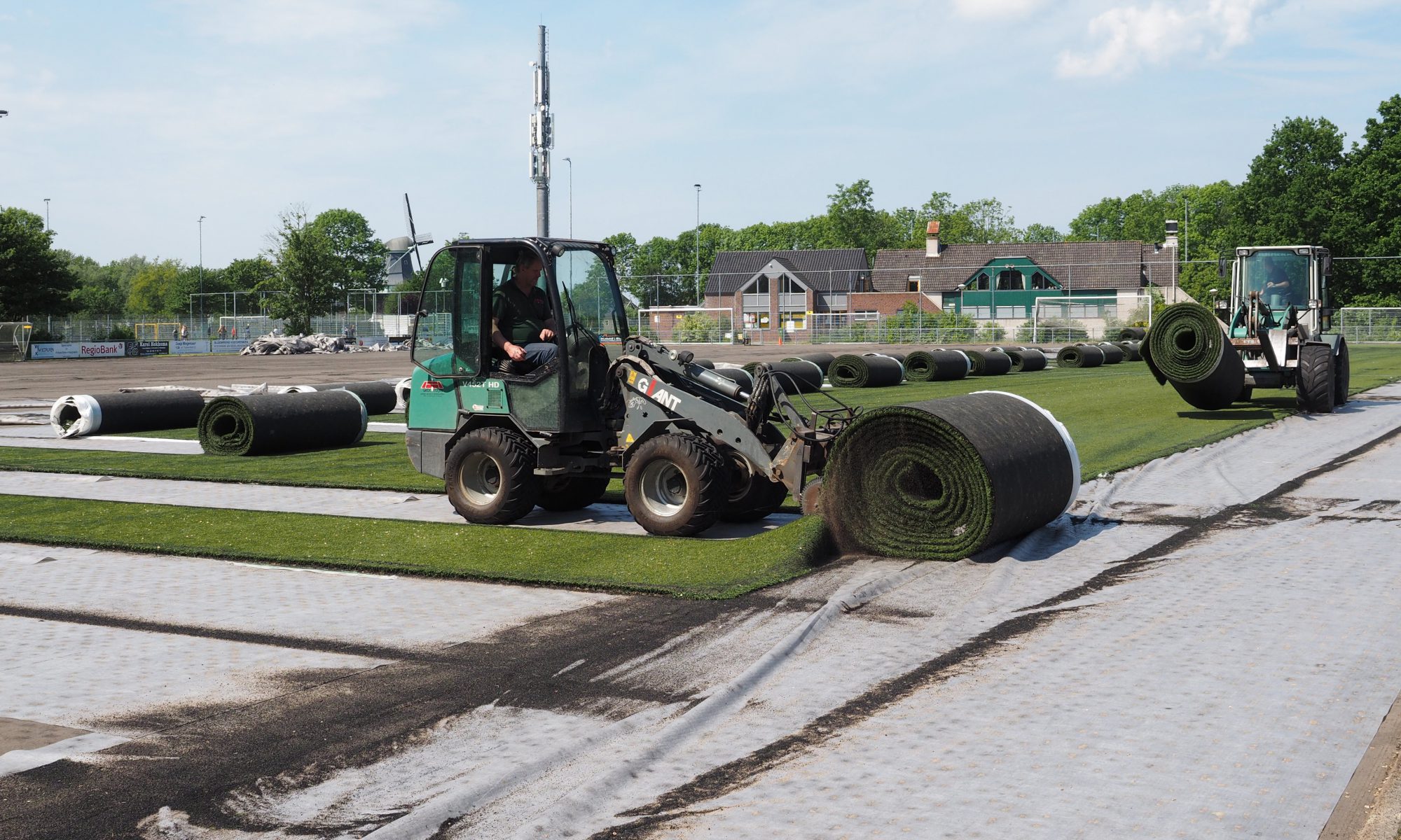 Alkmaar Sport en SV Koedijk bouwen hoofdveld om tot hybride grasveld