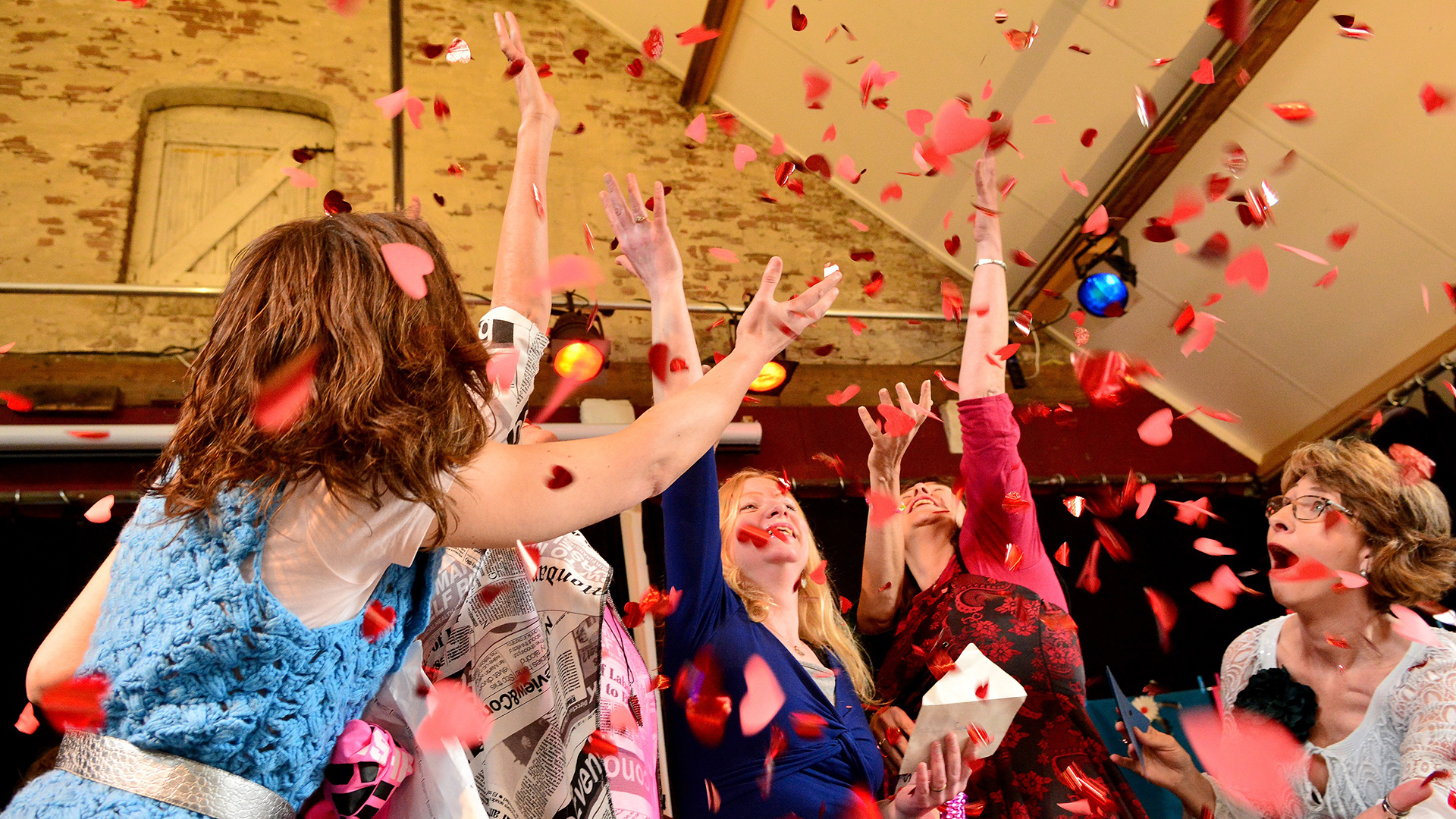 Roze ouderen avond in Wijkcentrum Overdie