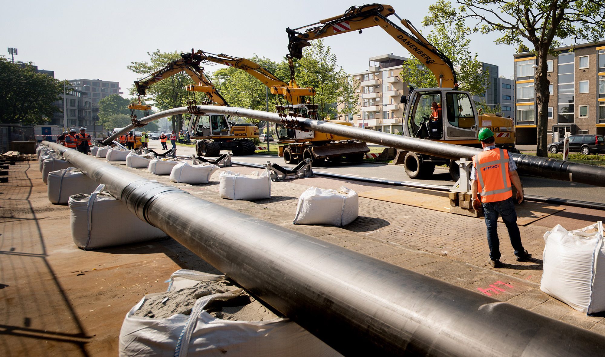 Succesvolle aanleg warmtenet onder Bleekerssloot op Willem de Zwijgerlaan 1