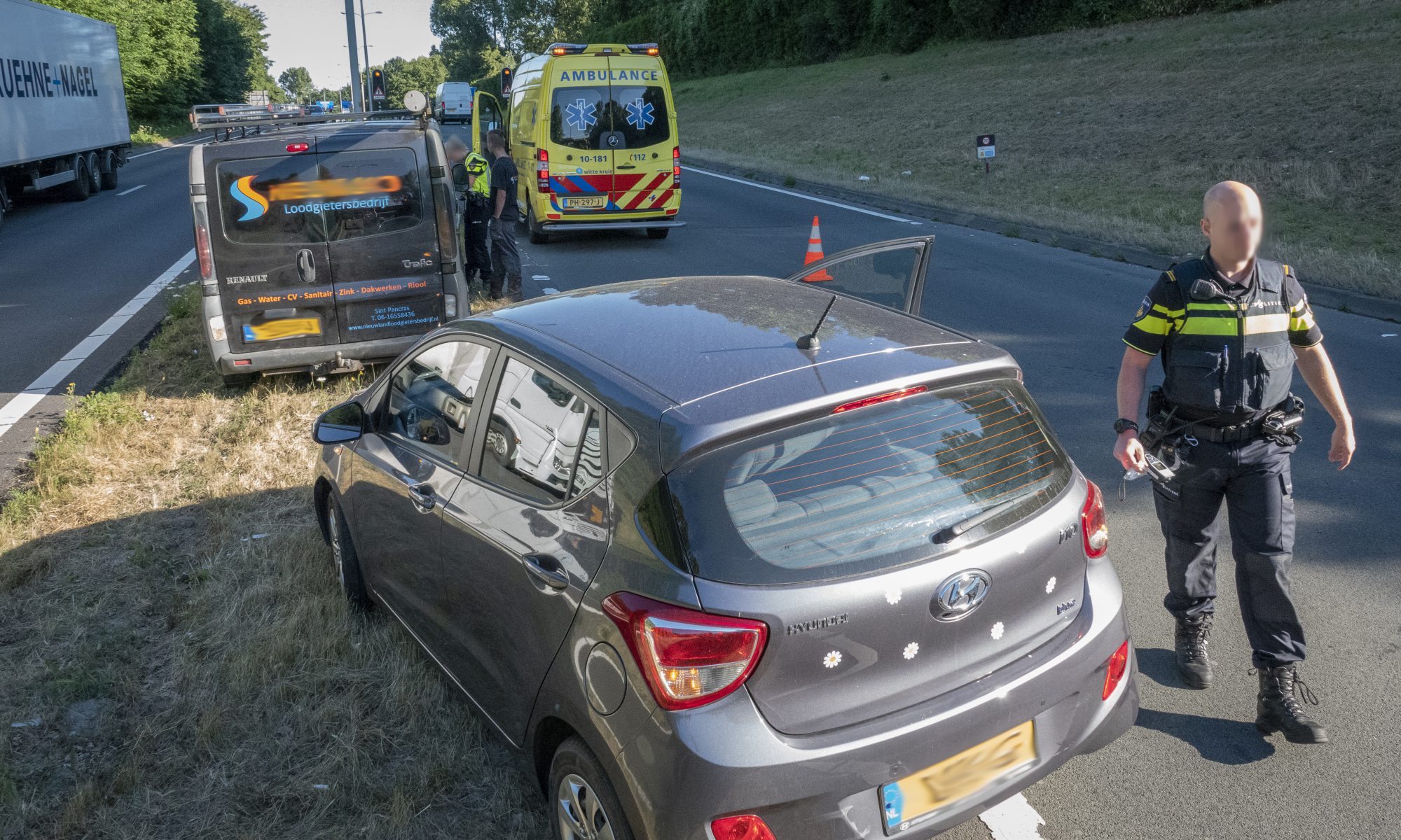 Kop-staartbotsing op Akmaarse Nollenweg