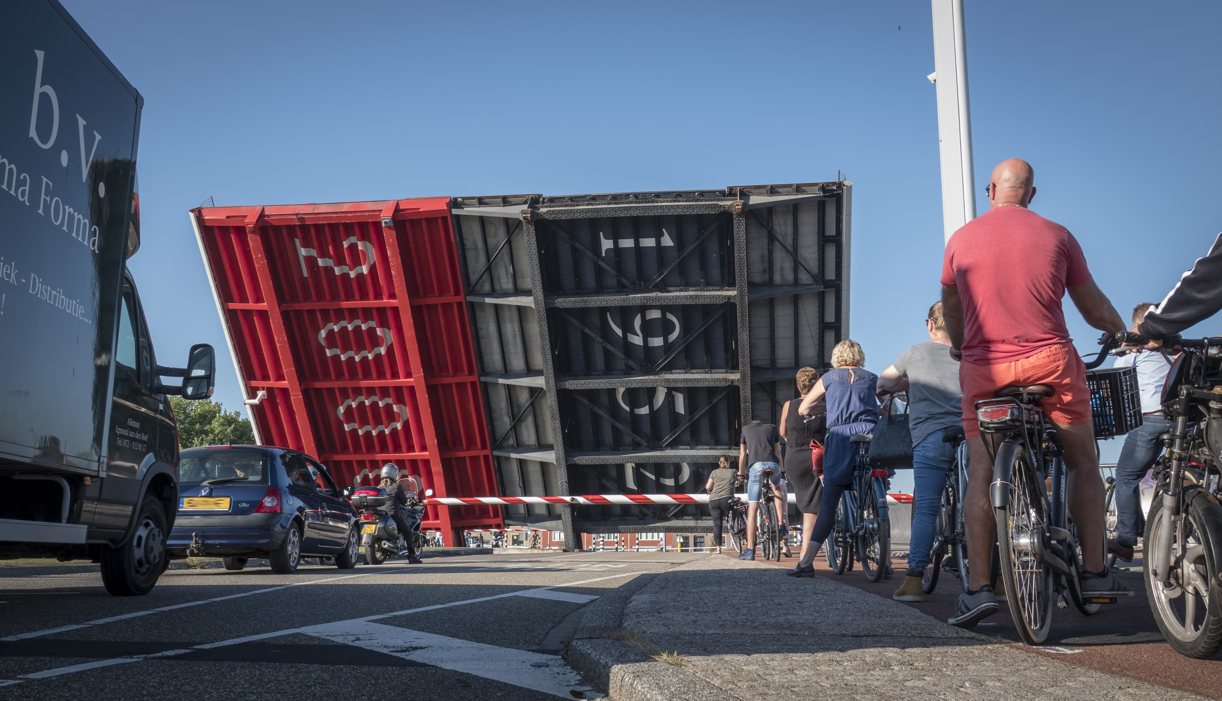 VVD bekritiseert bekritiseert openingstijden Alkmaarse bruggen