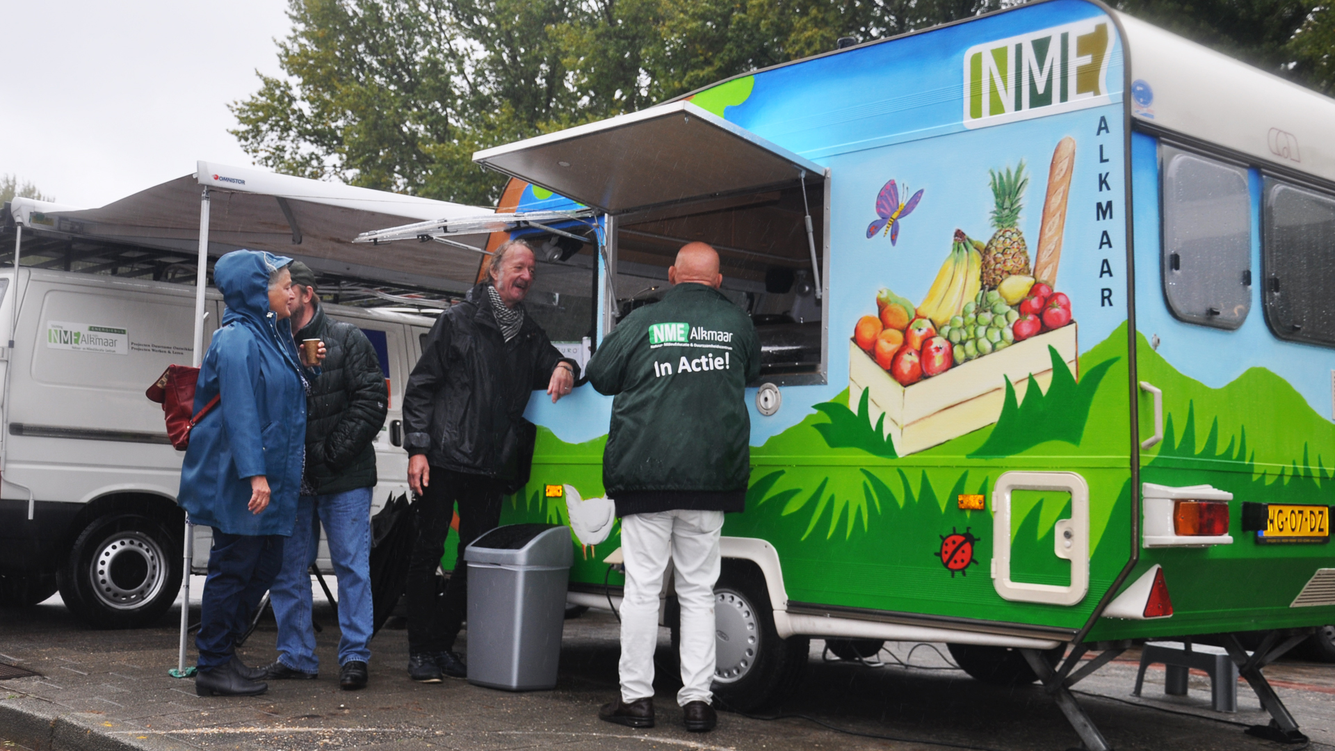 Met gratis koffie en soep strijden vrijwilligers tegen eenzaamheid