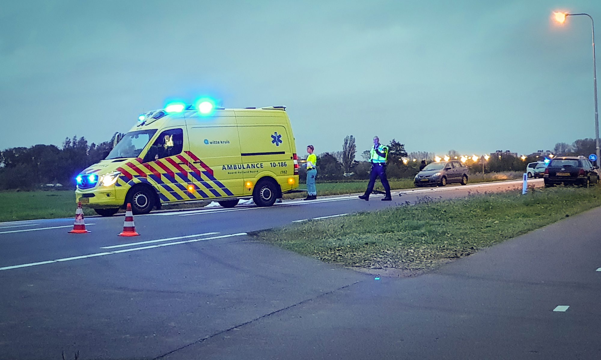 Hoeverweg in beide richtingen afgesloten in verband met dodelijk ongeval