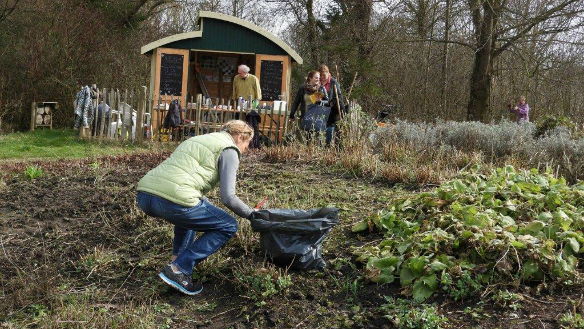 Meedoen in het groen tijdens Natuurwerkdag