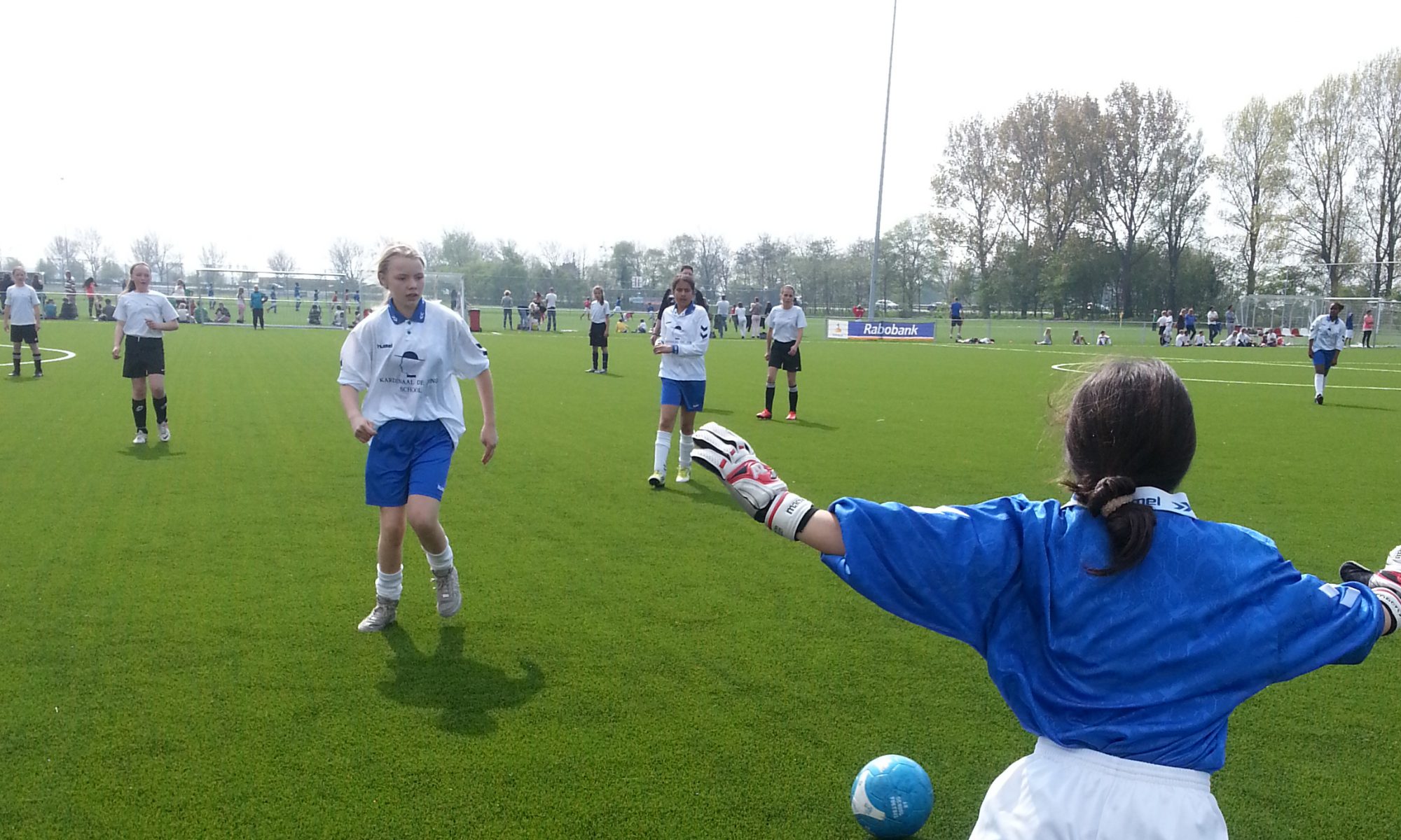 Meidenvoetbaldag bij VV