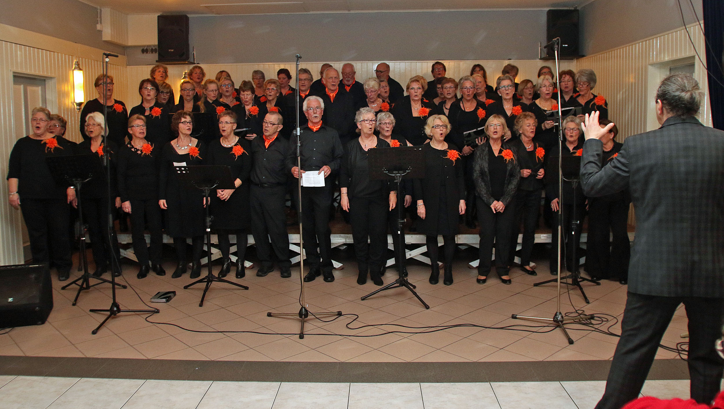 Benefietoptreden zangkoren voor Stichichting Michael-Wings