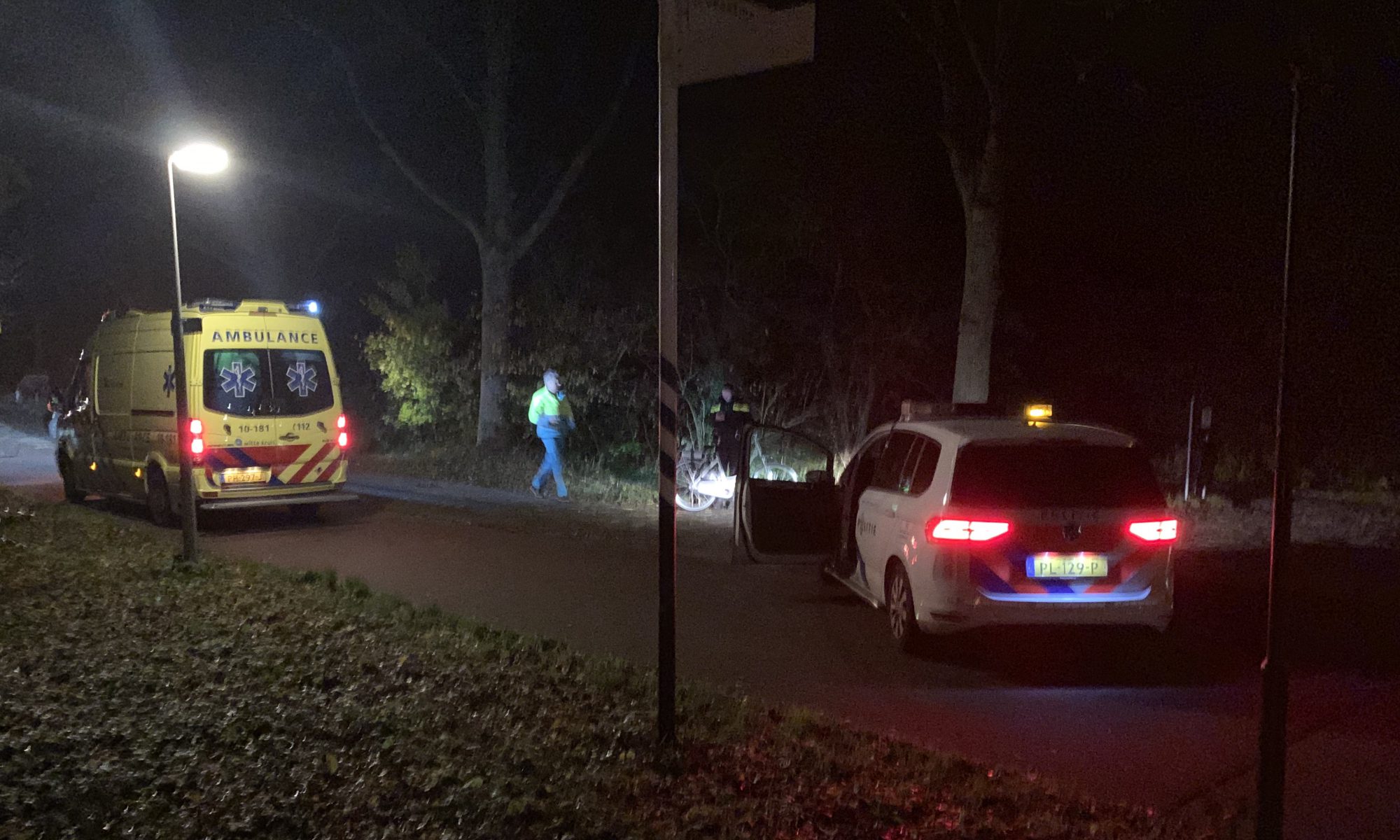 Fietser naar ziekenhuis na éénzijdig ongeval