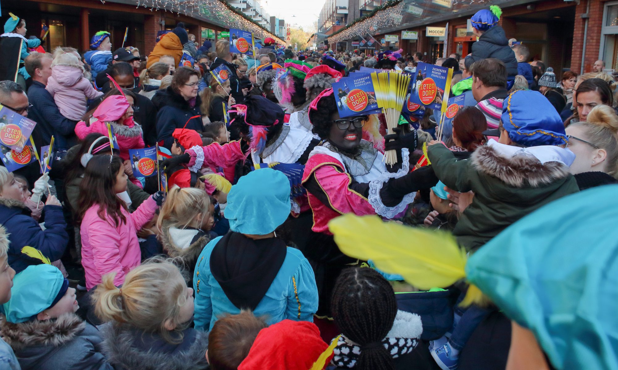 Ook intocht Sinterklaas in De Mare groot succes