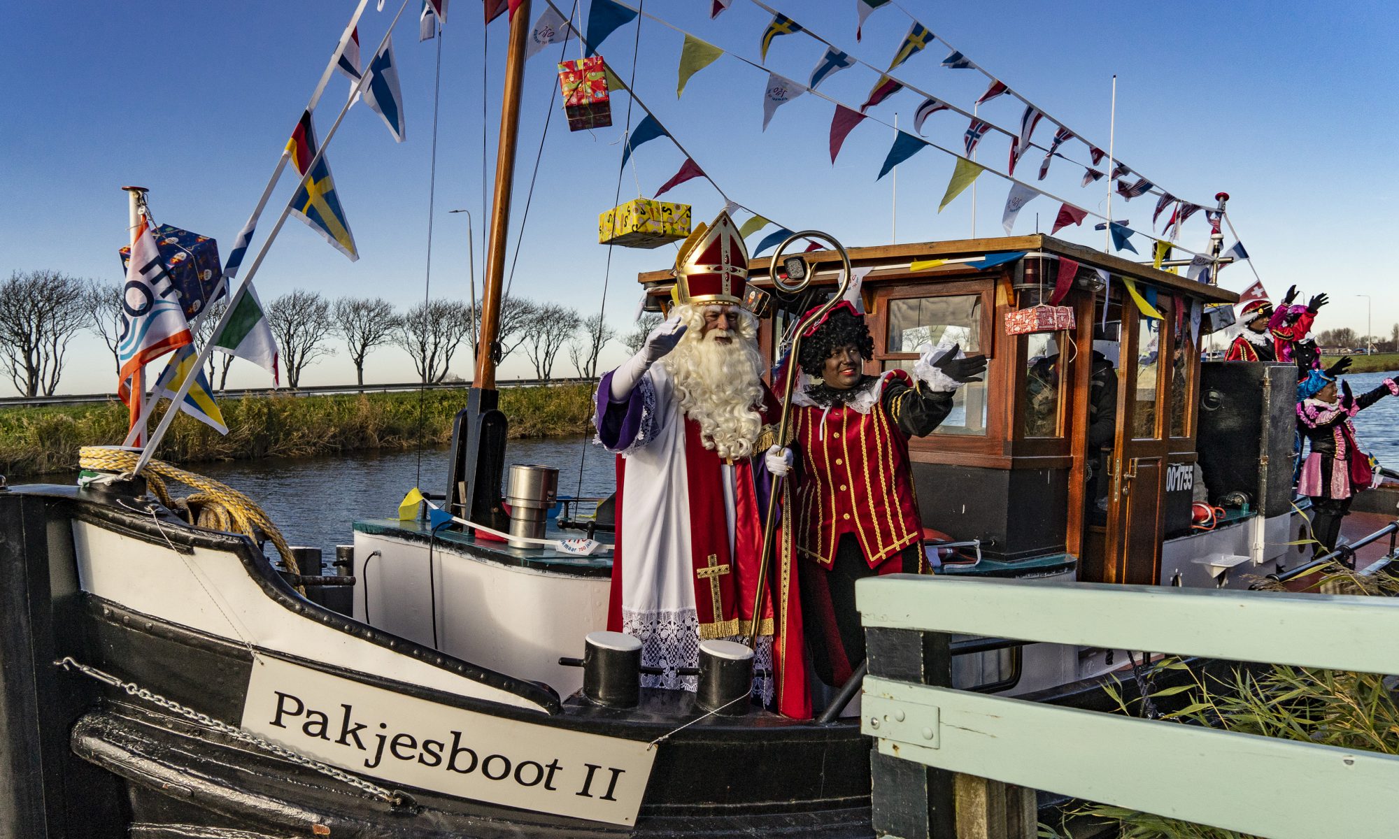 Sinterklaas komt aan in Koedijk