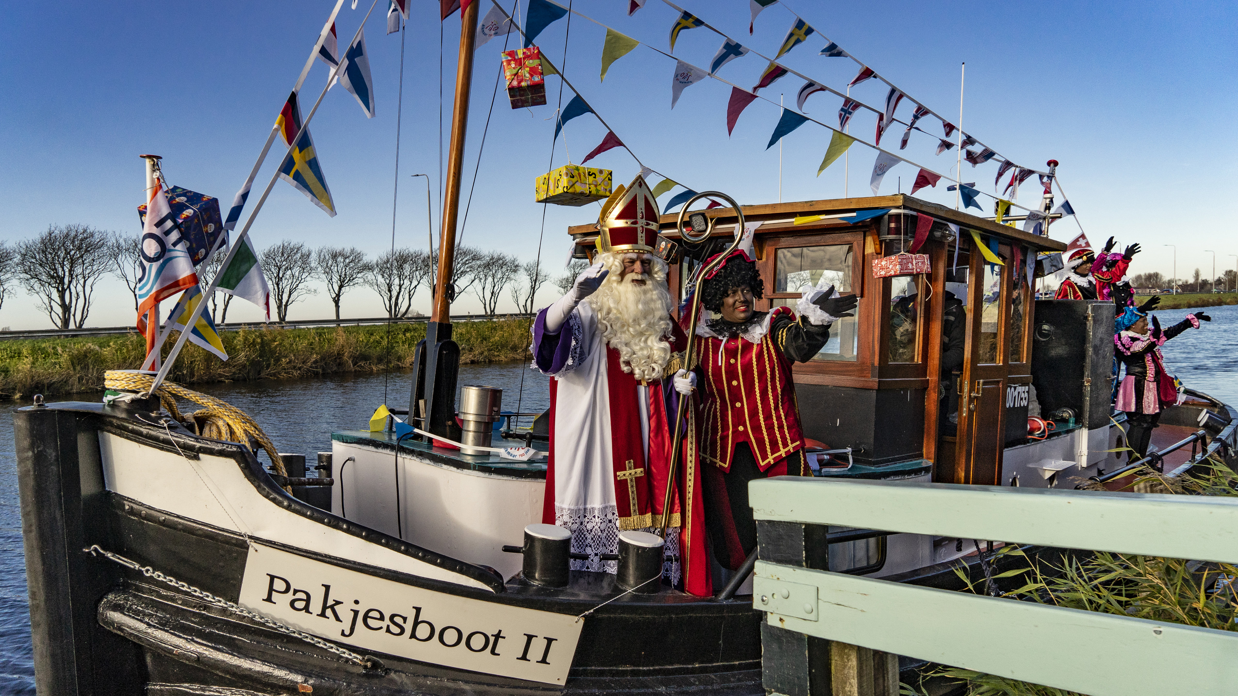 Sinterklaas komt aan in Koedijk