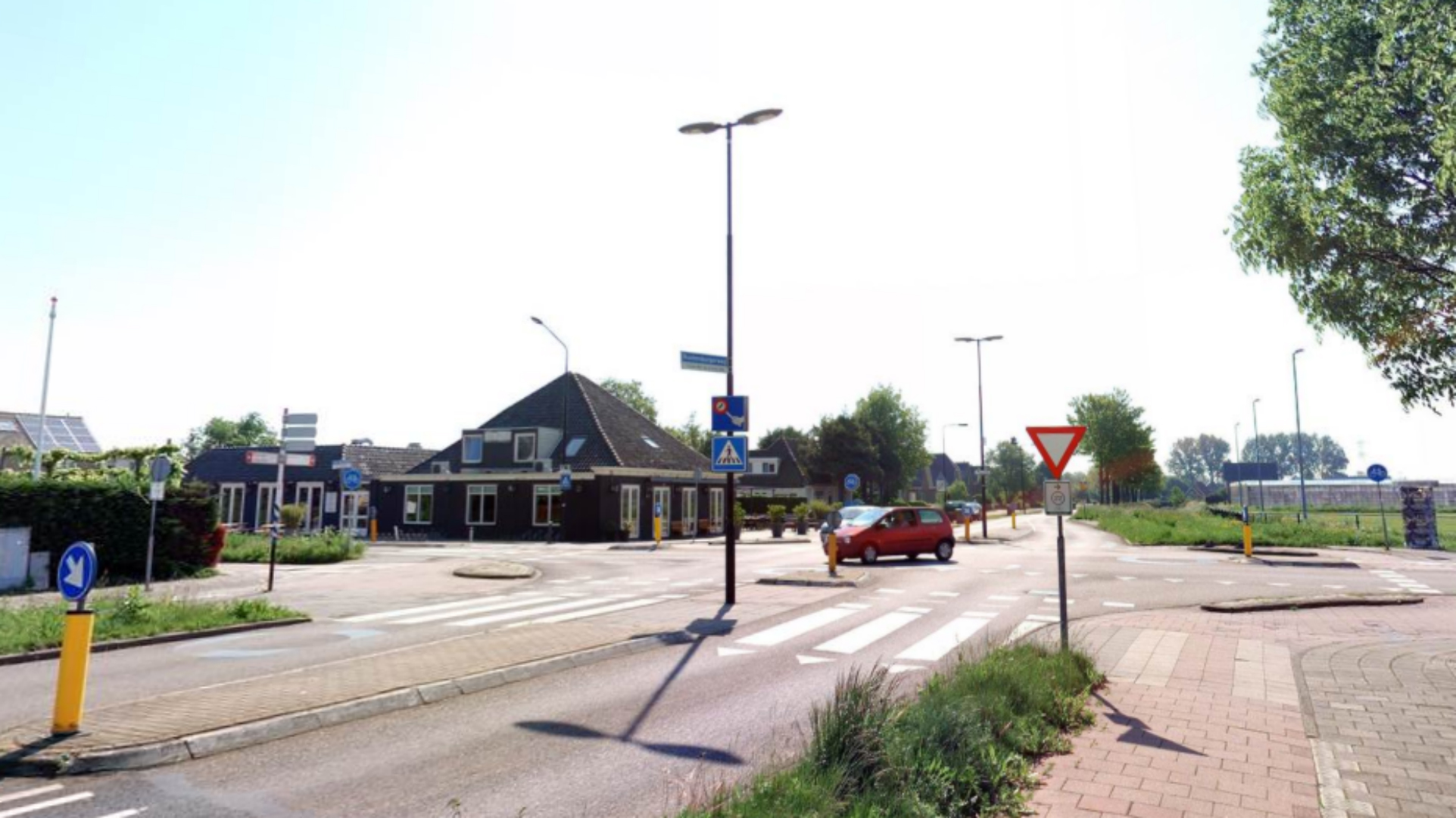 Kruising in 't Kruis in Heerhugowaard afgesloten door werkzaamheden