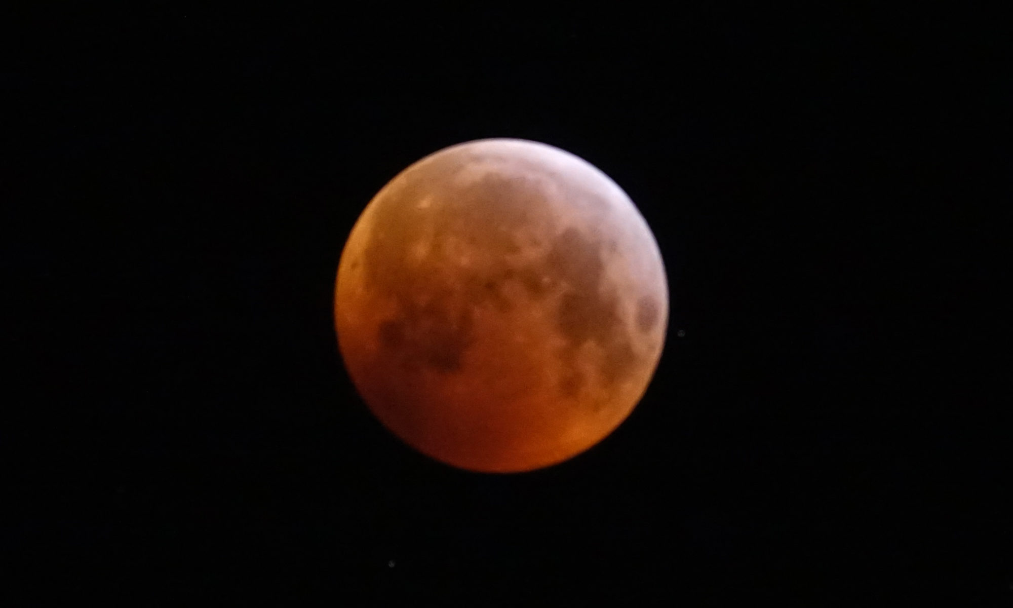 Bloedmaan ook in regio goed te zien