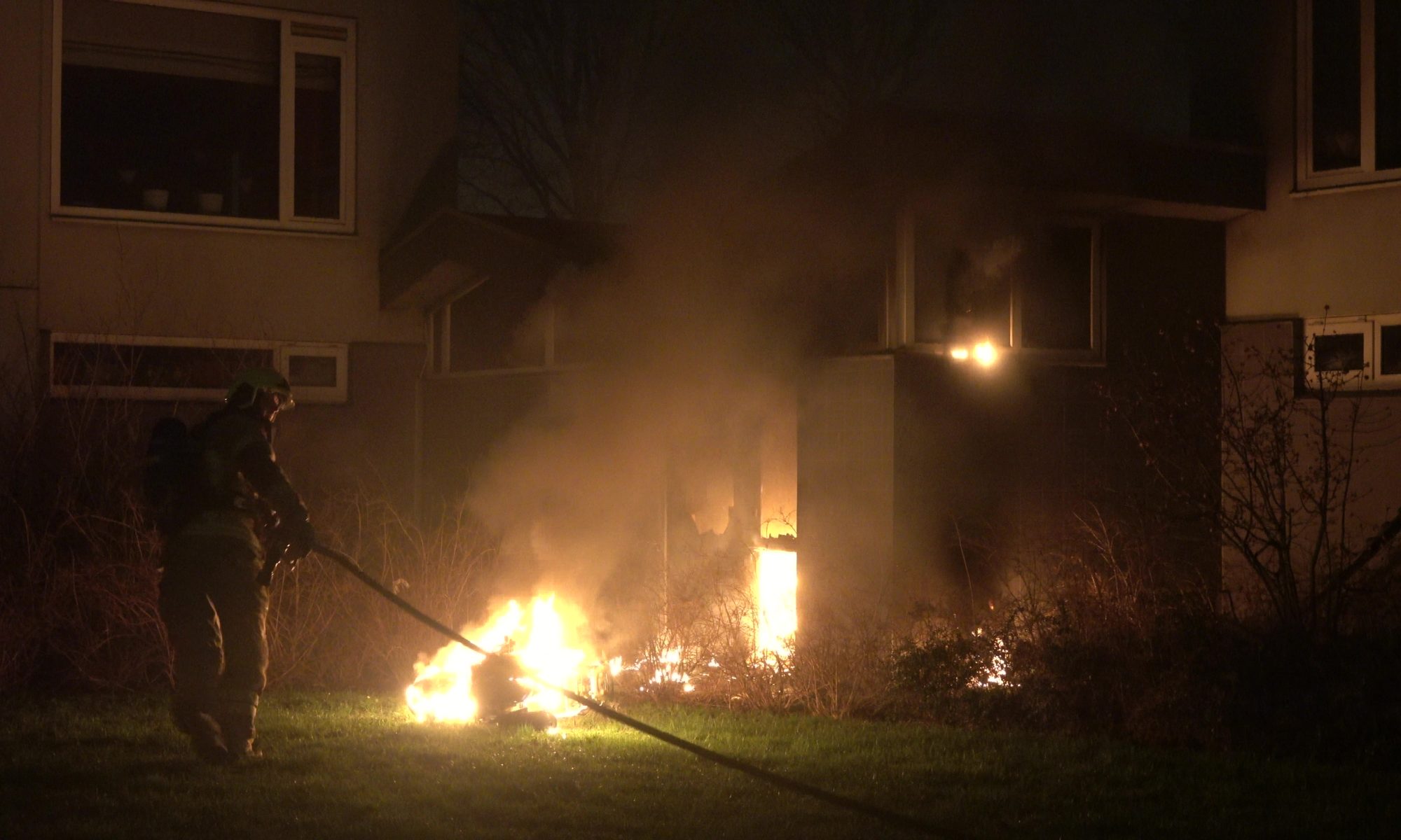 In Alkmaar gemelde woningbrand blijkt in brand staande scooter te zijn