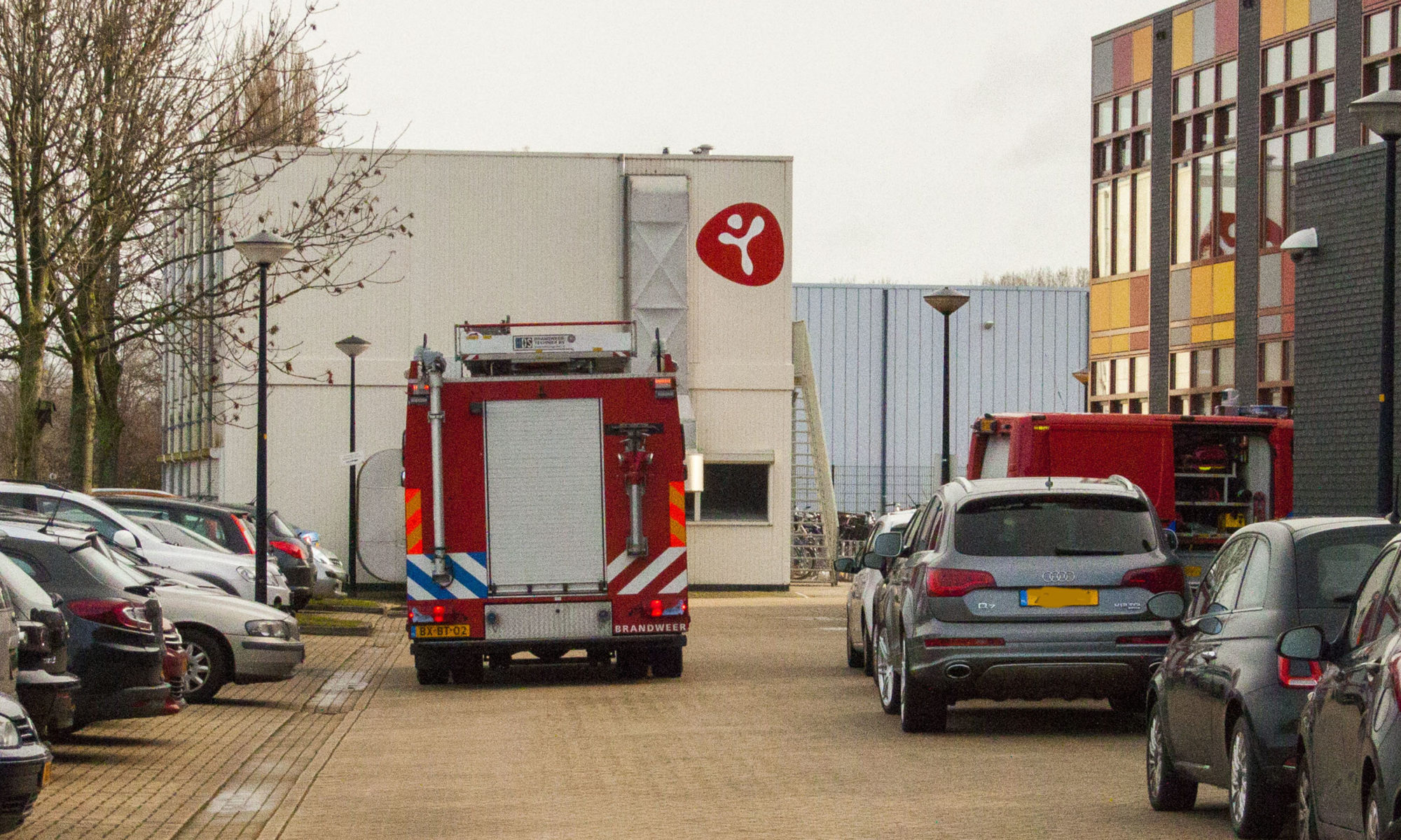 Brandweer redt vinger van beknelde scholier op Johannes Bosco-school