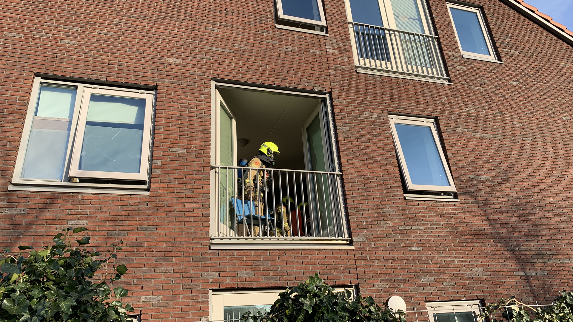 Vlam in de pan in huis aan de Terp in Alkmaar