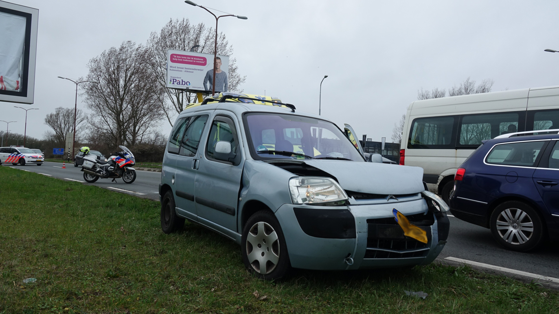 Kop-staartbotsing op Huiswaarderweg