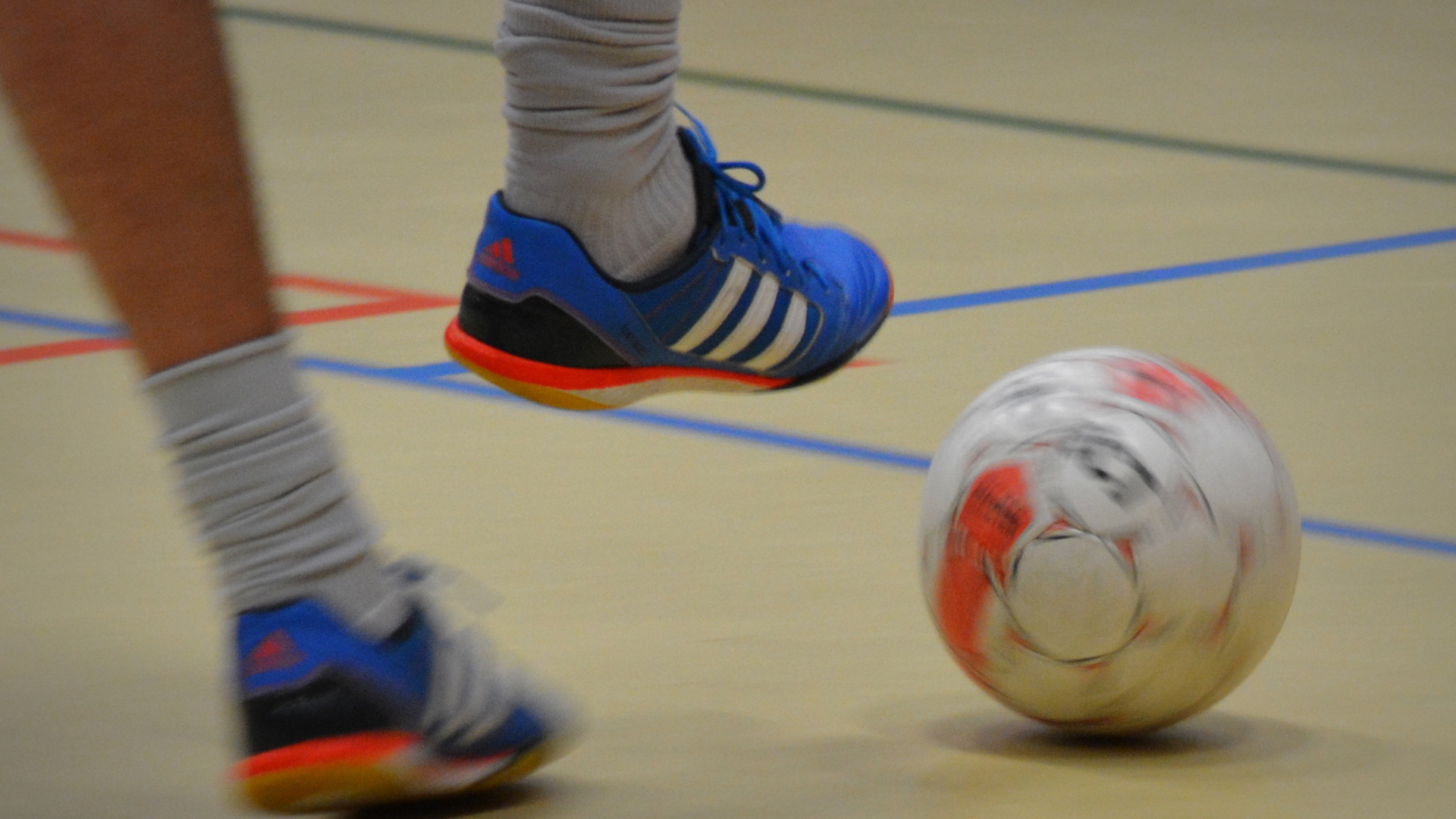 Buurtbattle jeugdvoetbaltoernooi in Sporthal Alkmaar Noord