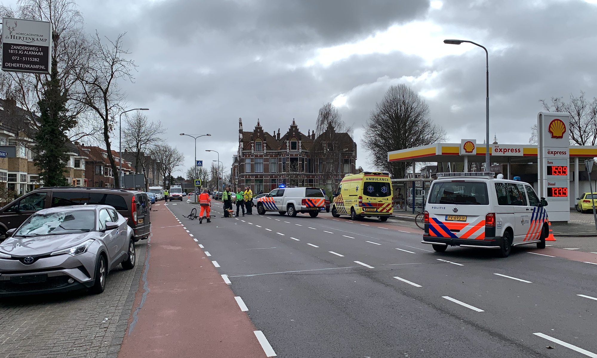 Zeer ernstig ongeval op Kennemerstraatweg in Alkmaar