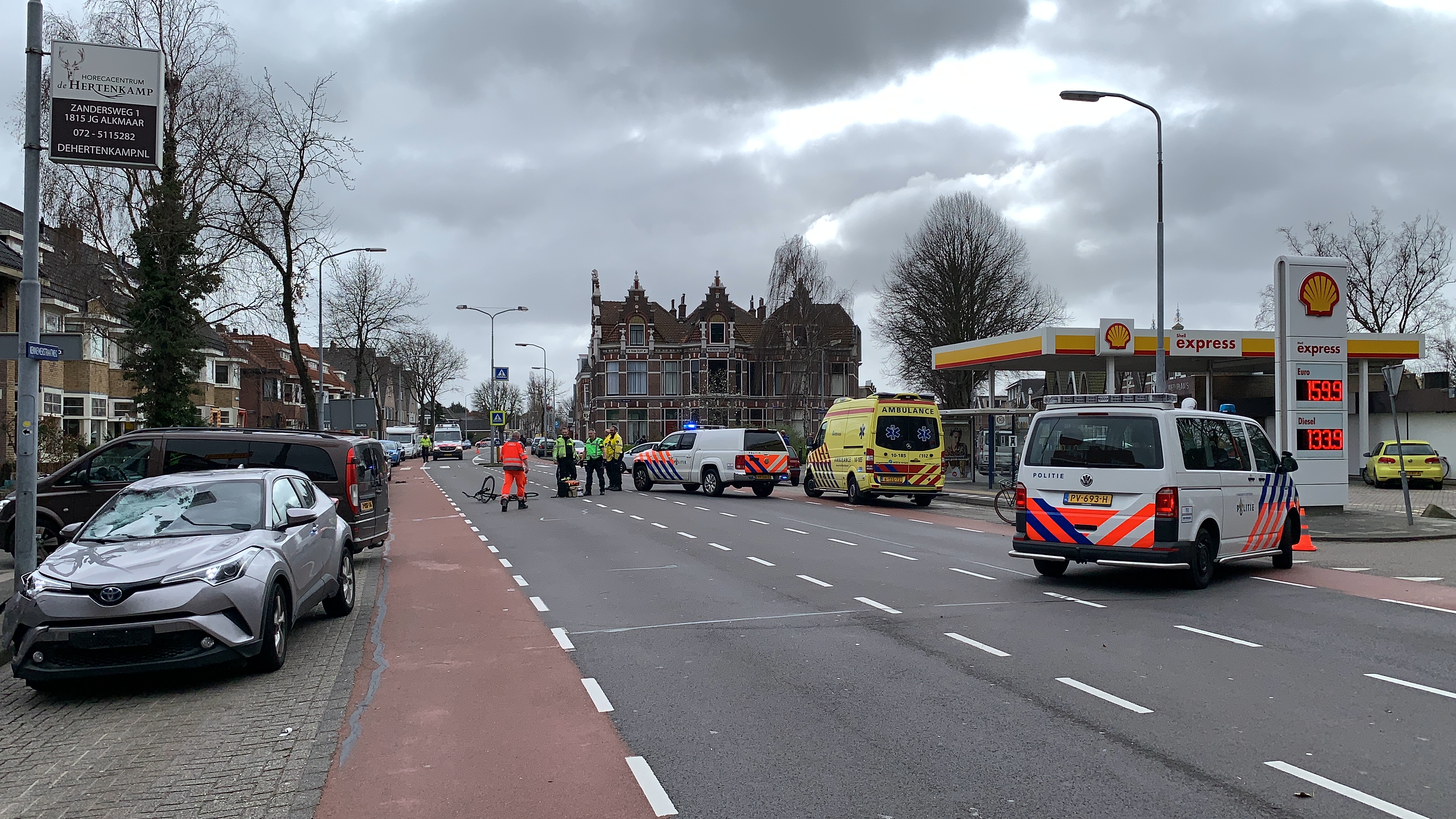 Zeer ernstig ongeval op Kennemerstraatweg in Alkmaar