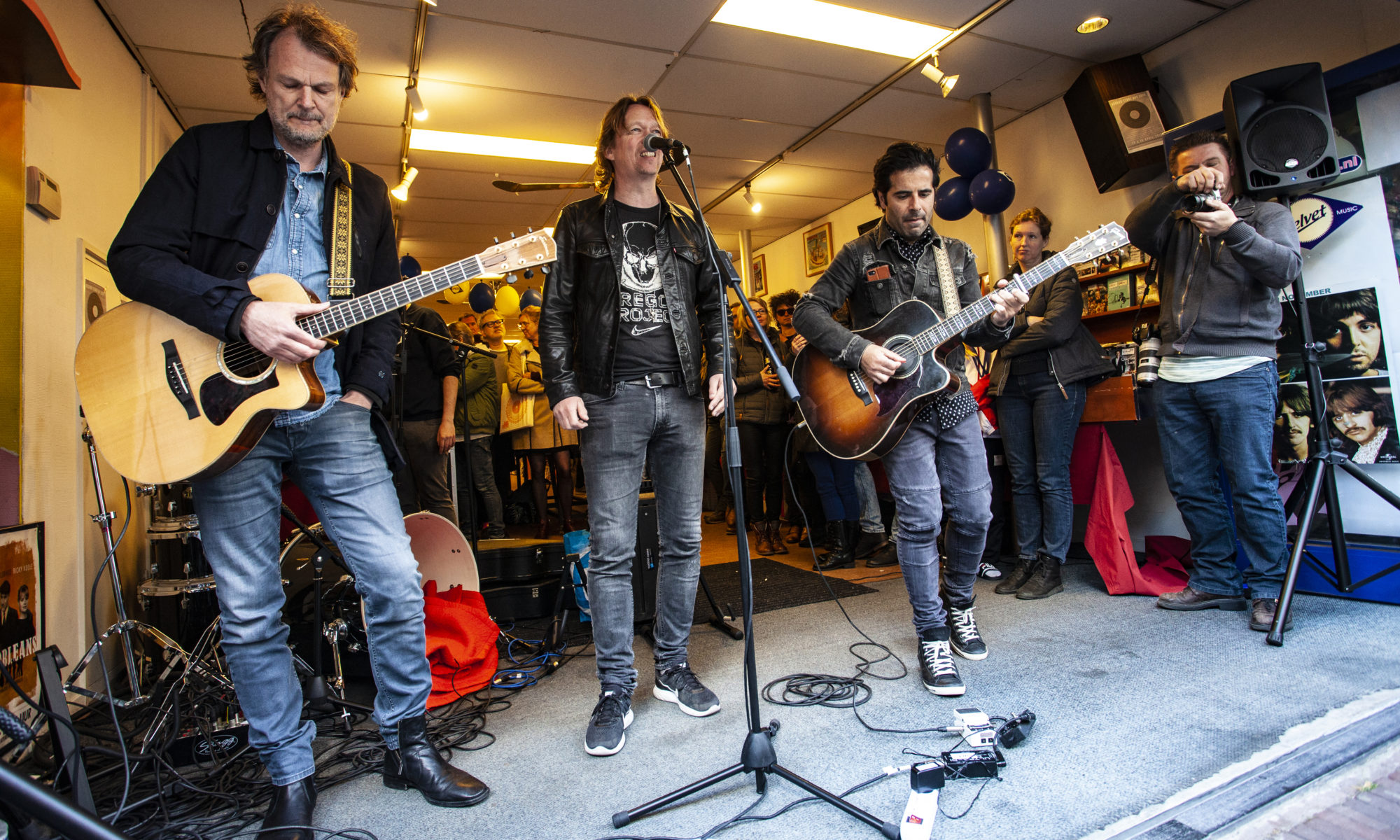 Van Dik Hout publiekstrekker tijdens Record Store Day