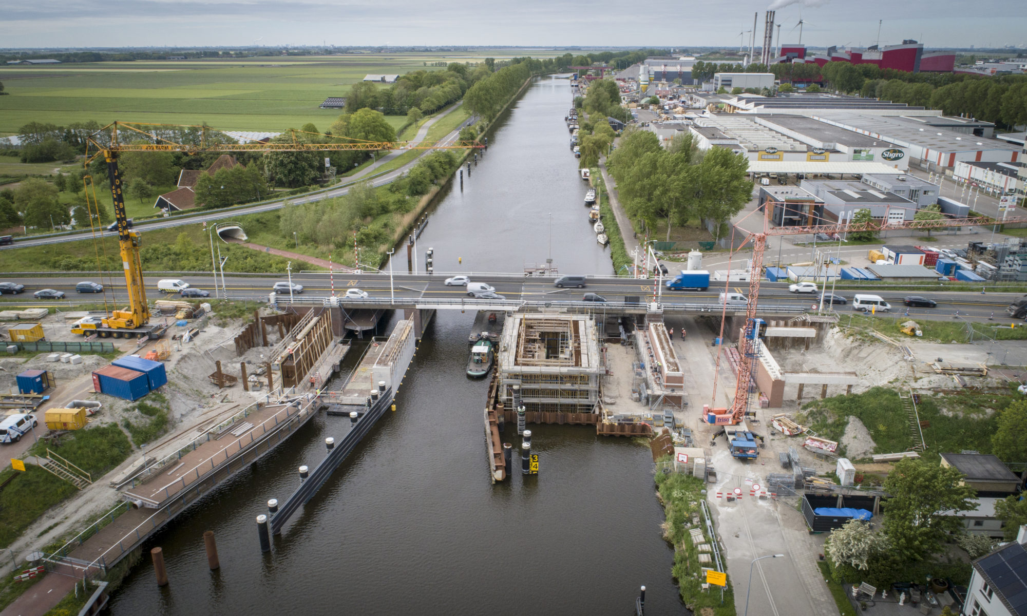 Van Zon over Leeghwaterbrug: "Als ik geen berekeningen heb kan ik ze ook niet goed- of afkeuren."