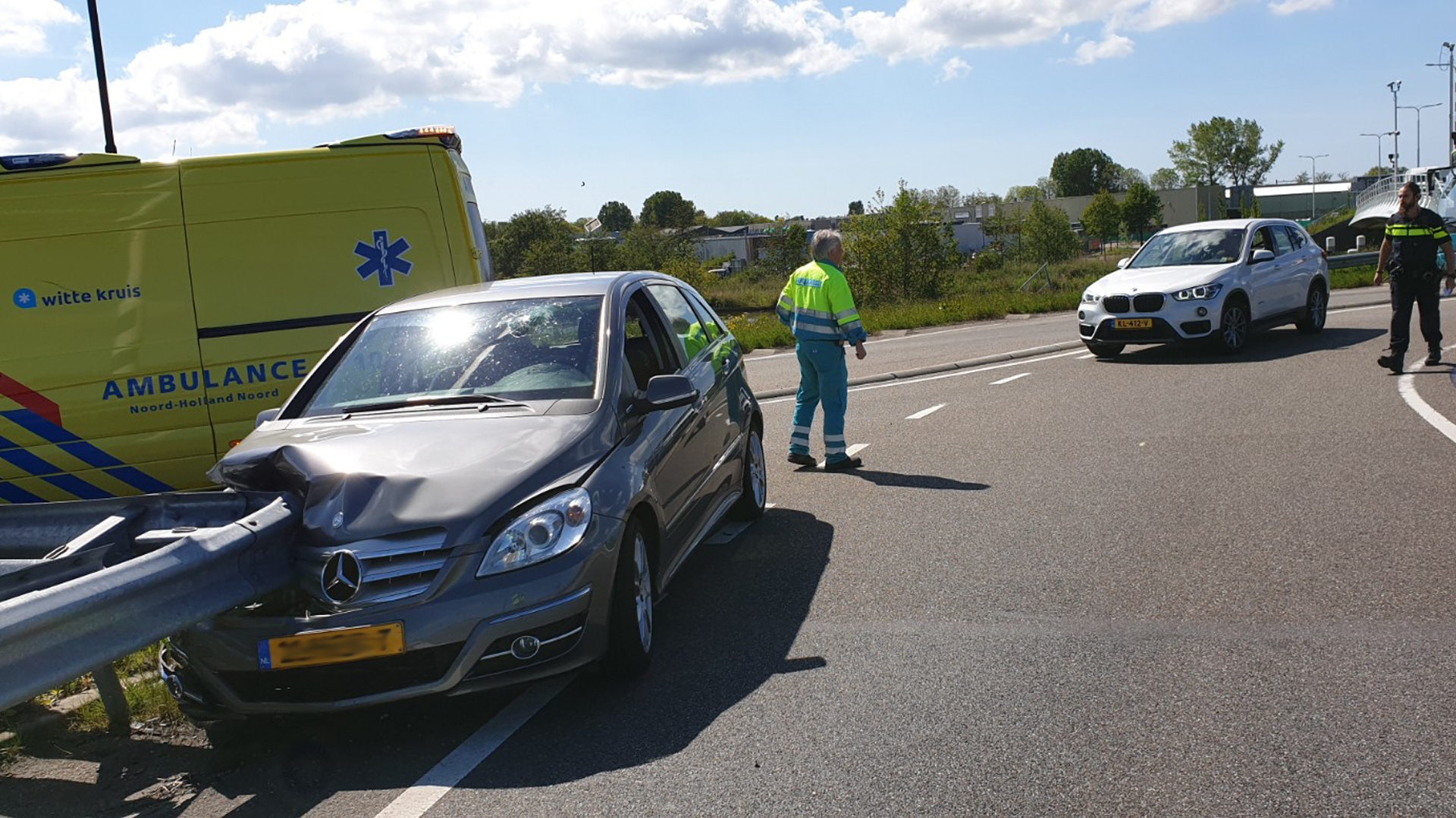 Gewonde bij eenzijdig ongeval op N242 afslag Berenkoog/Westtangent