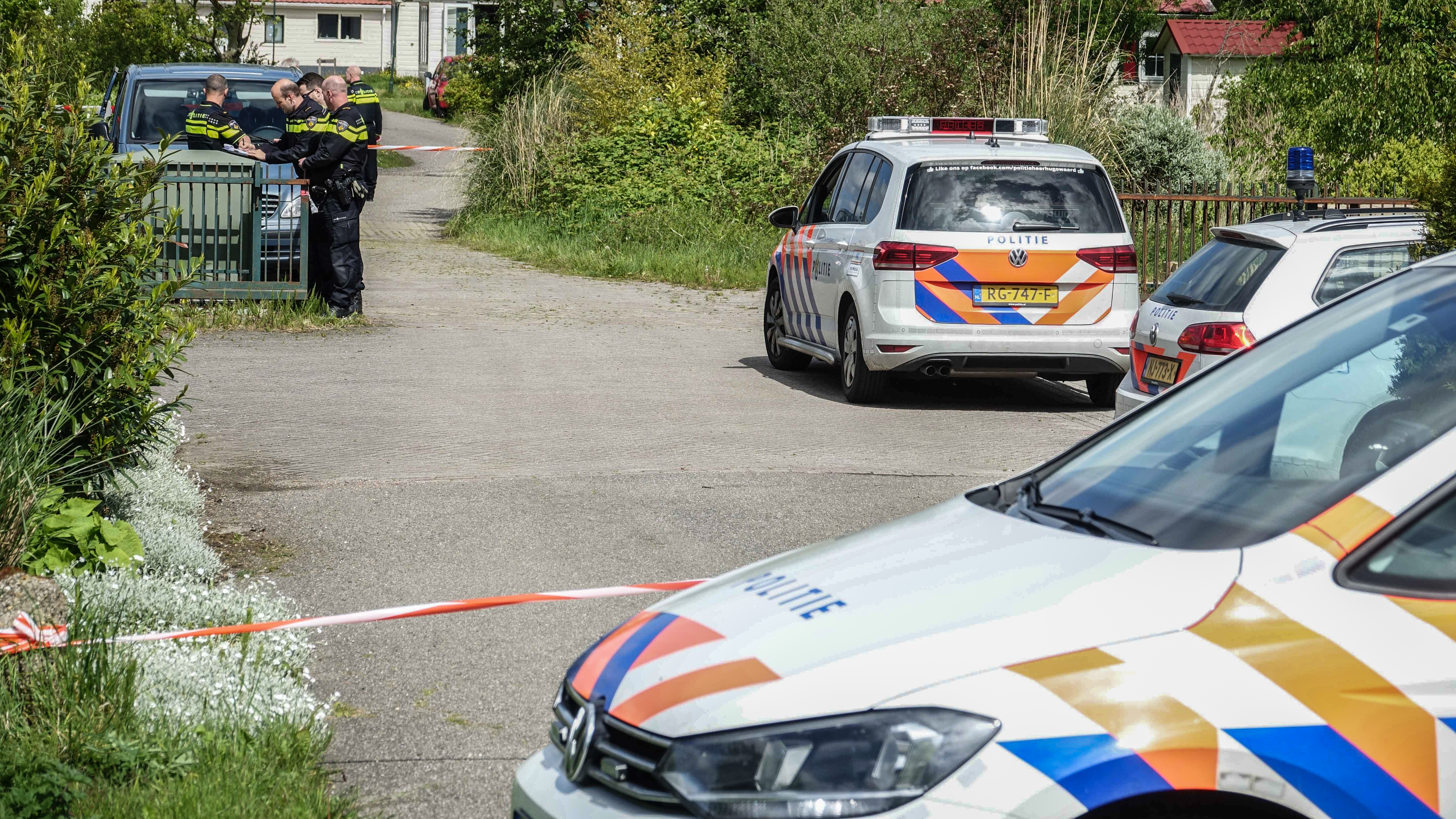 Lichaam gevonden in op camping geparkeerde bestelbus