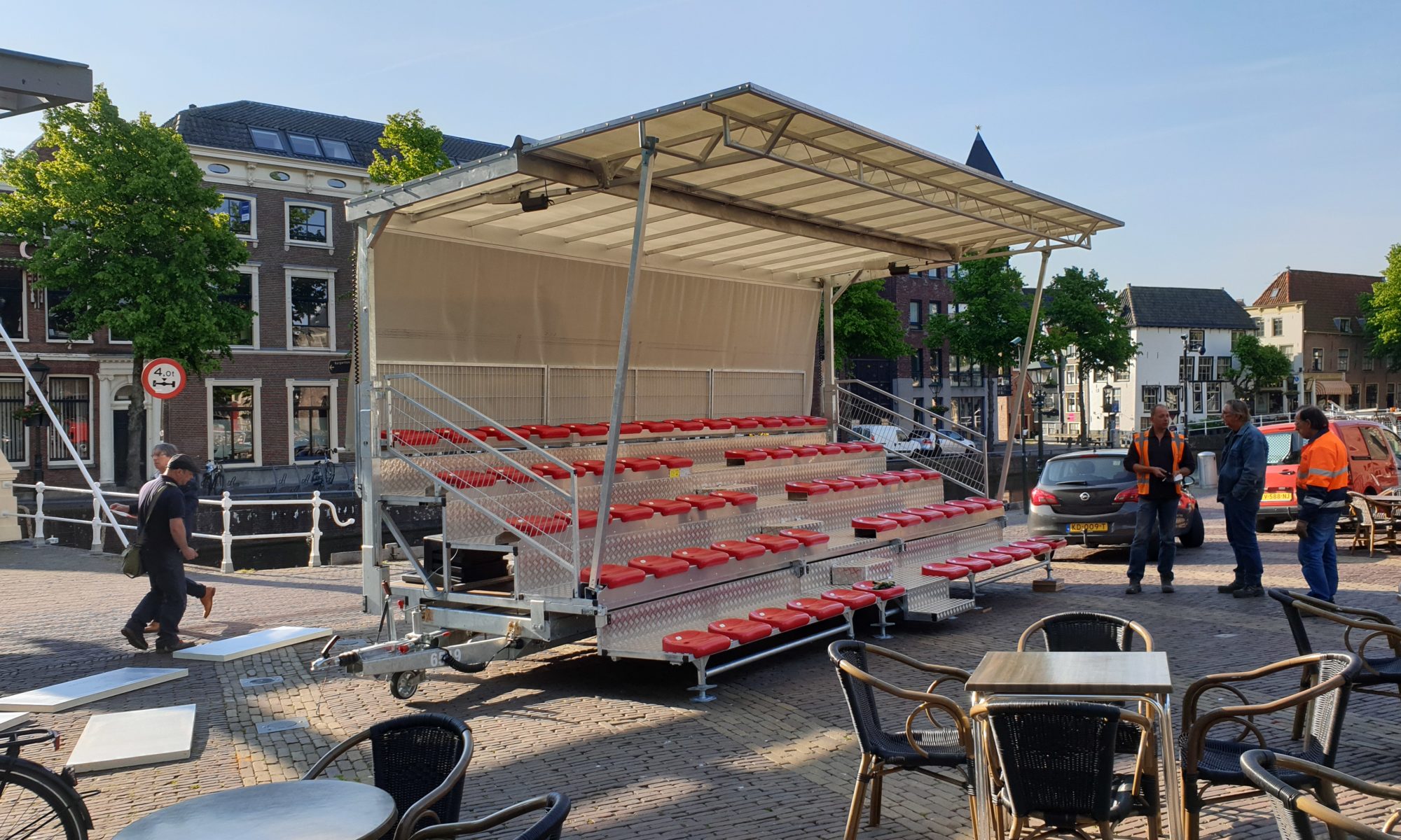 Succesvolle proefplaatsing nieuwe tribune Kaasmarkt