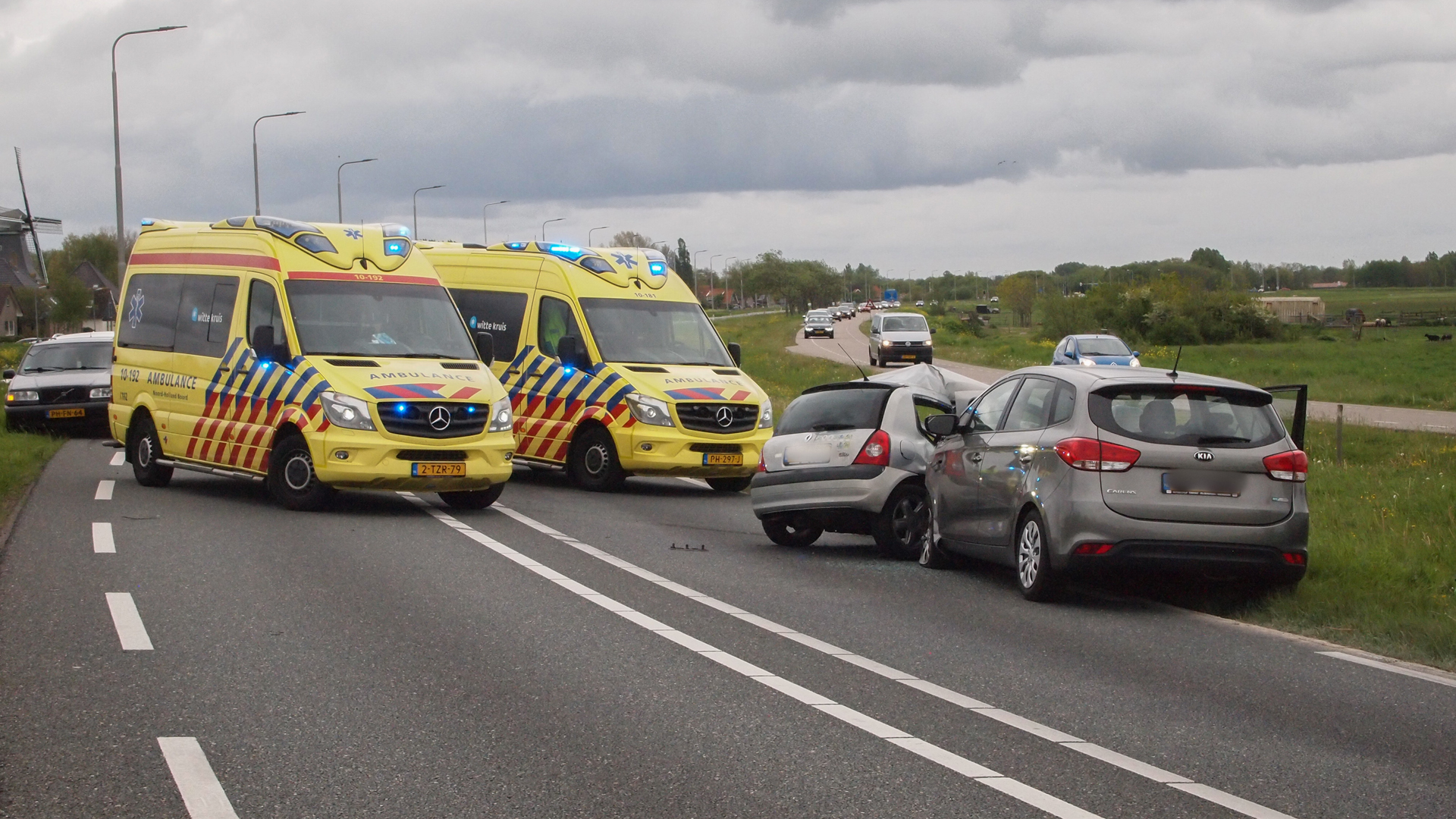 Vier gewonden bij zwaar verkeersongeval op N9 nabij Koedijk 2