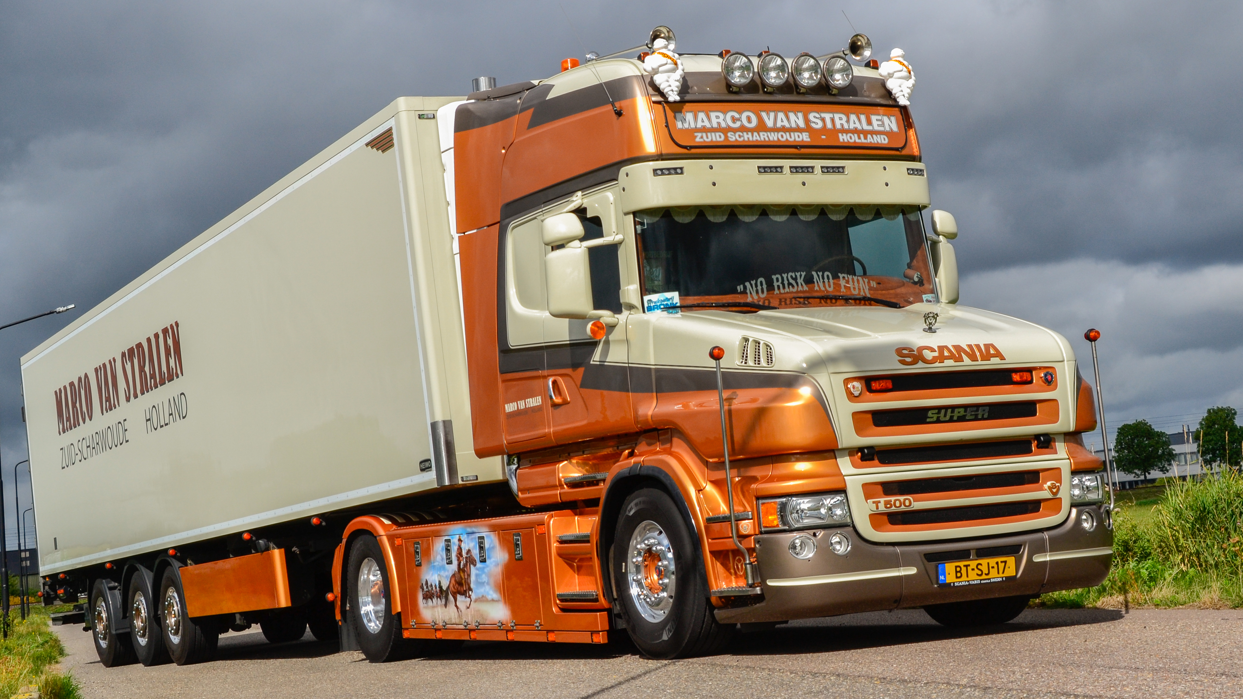 Marco van Stralen finalist in verkiezing 'Mooiste Truck van Nederland'
