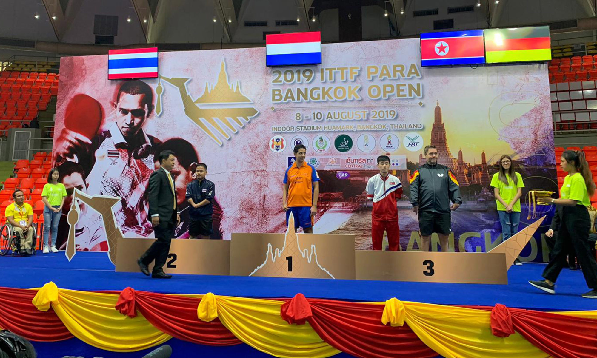 Para tafeltennisser Montanus verovert goud in Bangkok